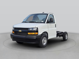 2026 Chevrolet Express Commercial Cutaway