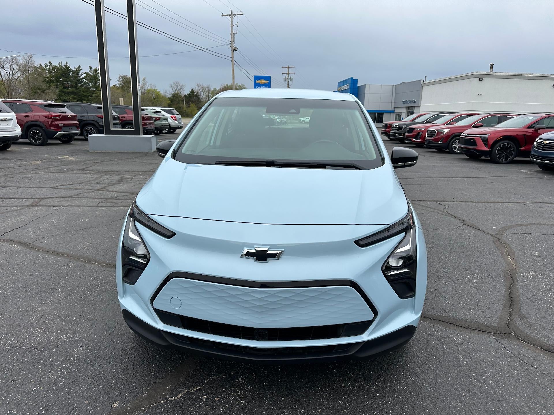 Used 2022 Chevrolet Bolt EV LT with VIN 1G1FW6S0XN4121099 for sale in Clare, MI