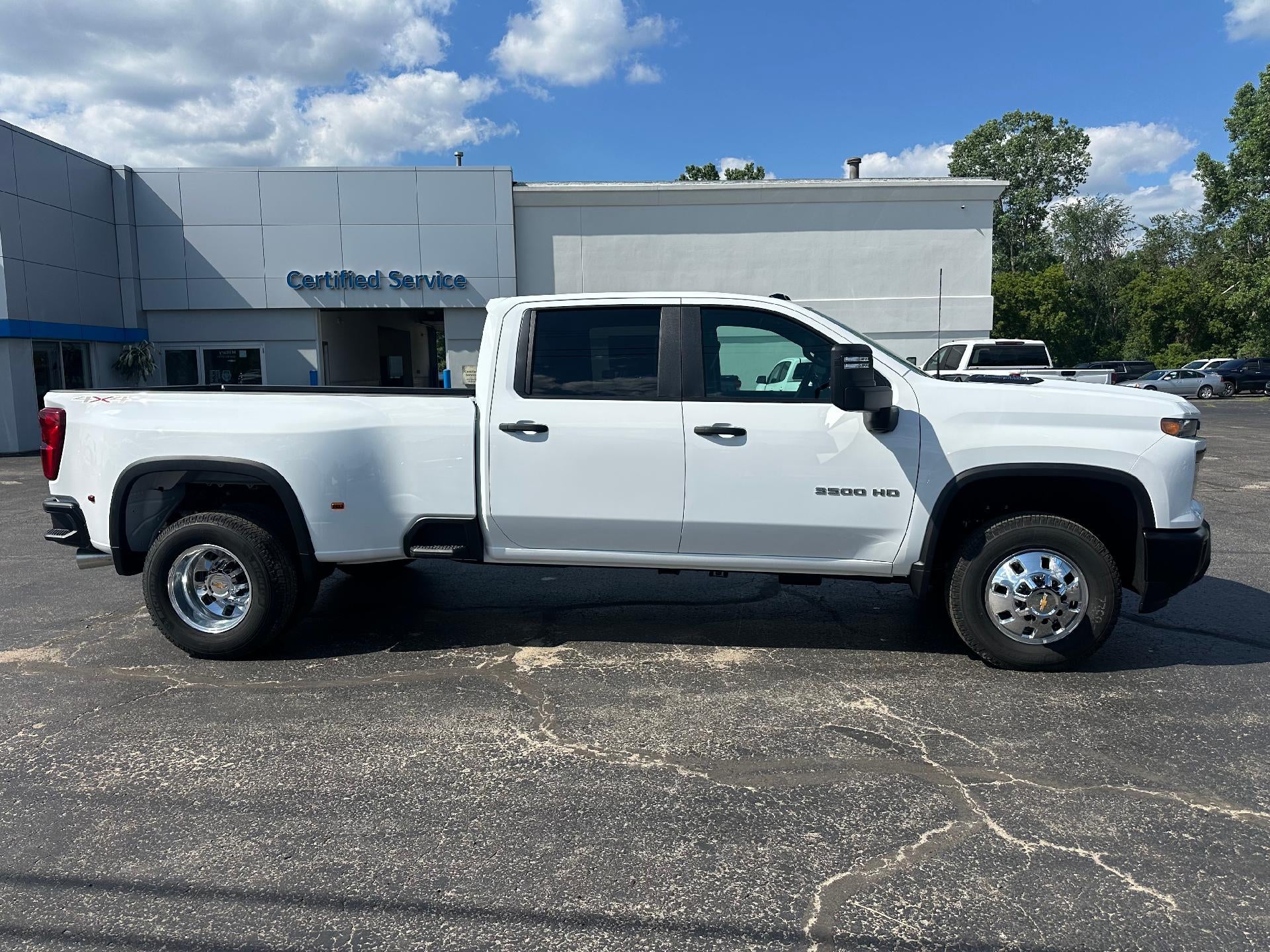 2026 Chevrolet Silverado 3500 HD WT DRW
