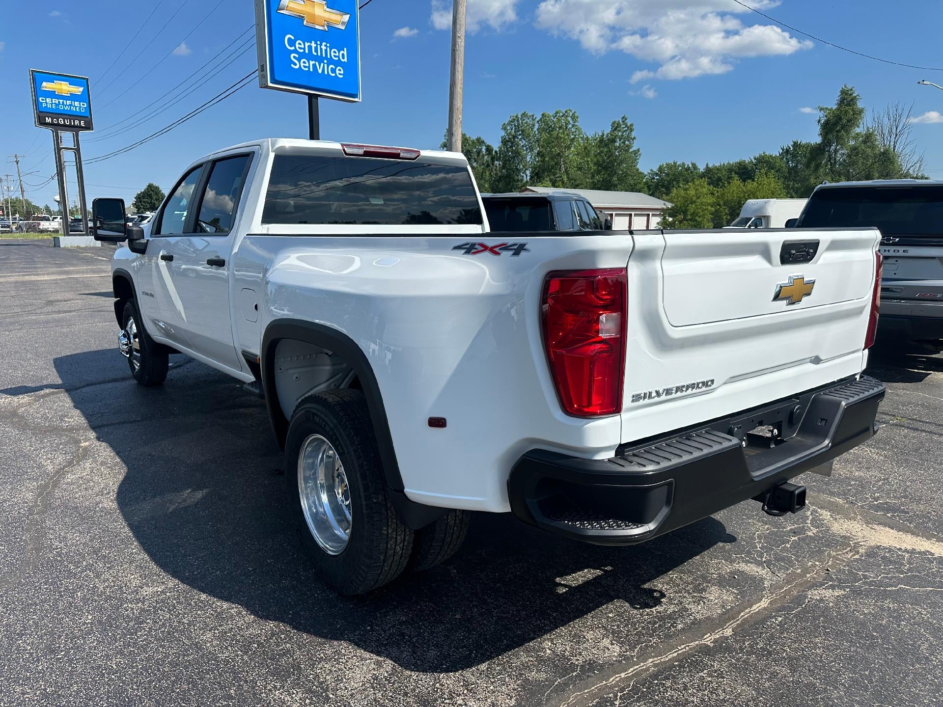 2026 Chevrolet Silverado 3500 HD WT DRW