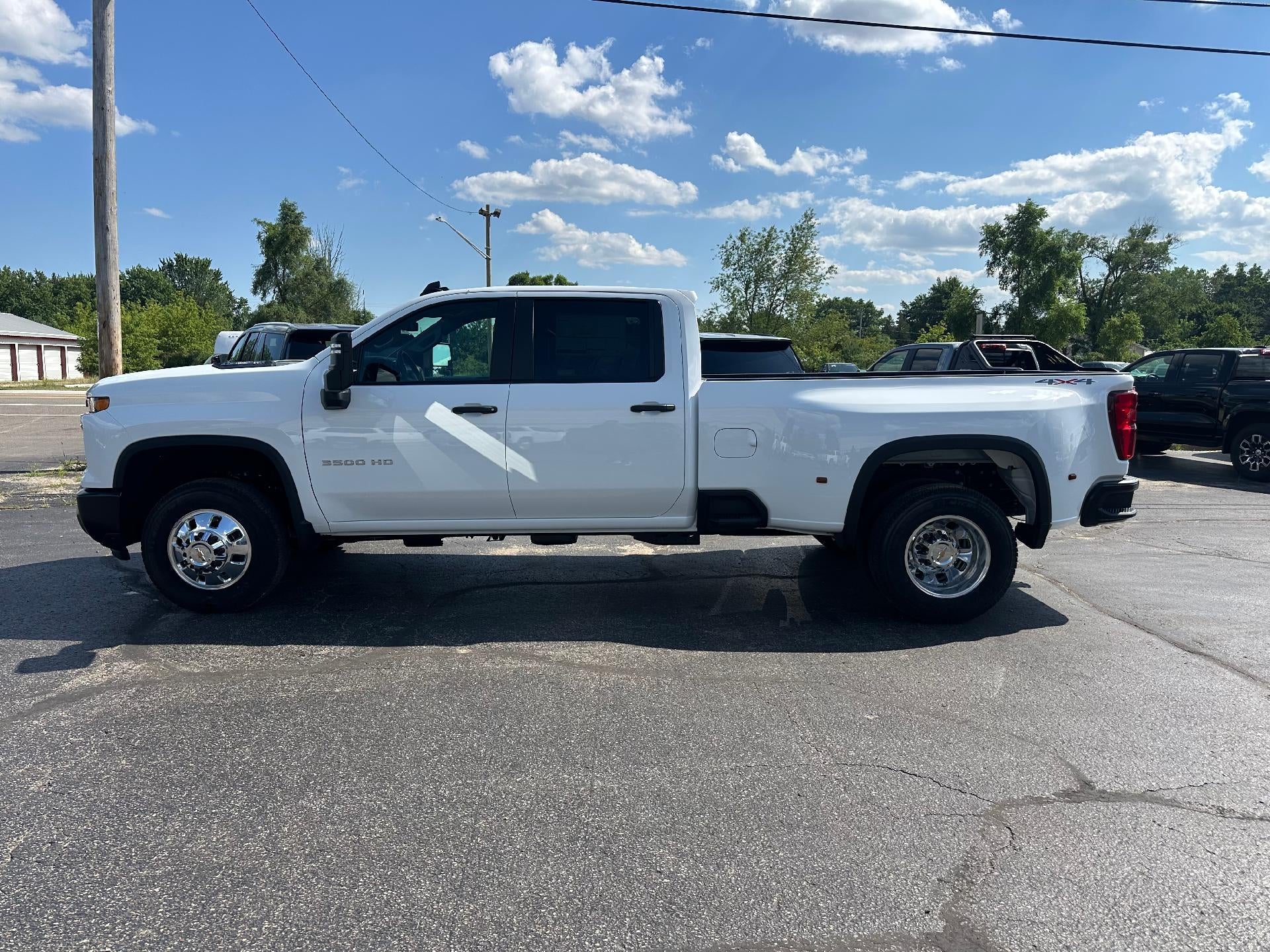2026 Chevrolet Silverado 3500 HD WT DRW