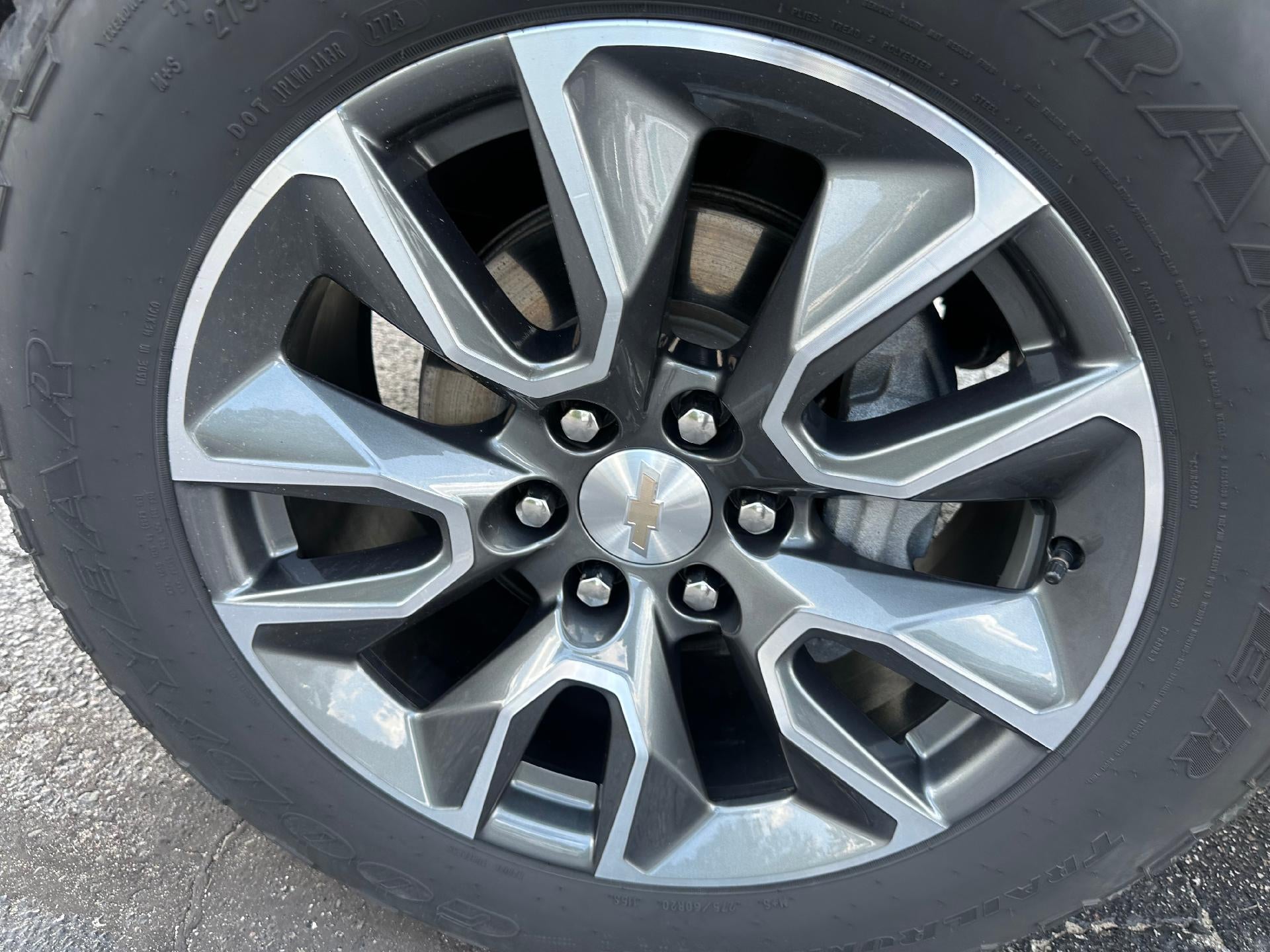 2024 Chevrolet Silverado 1500 LT (2FL)