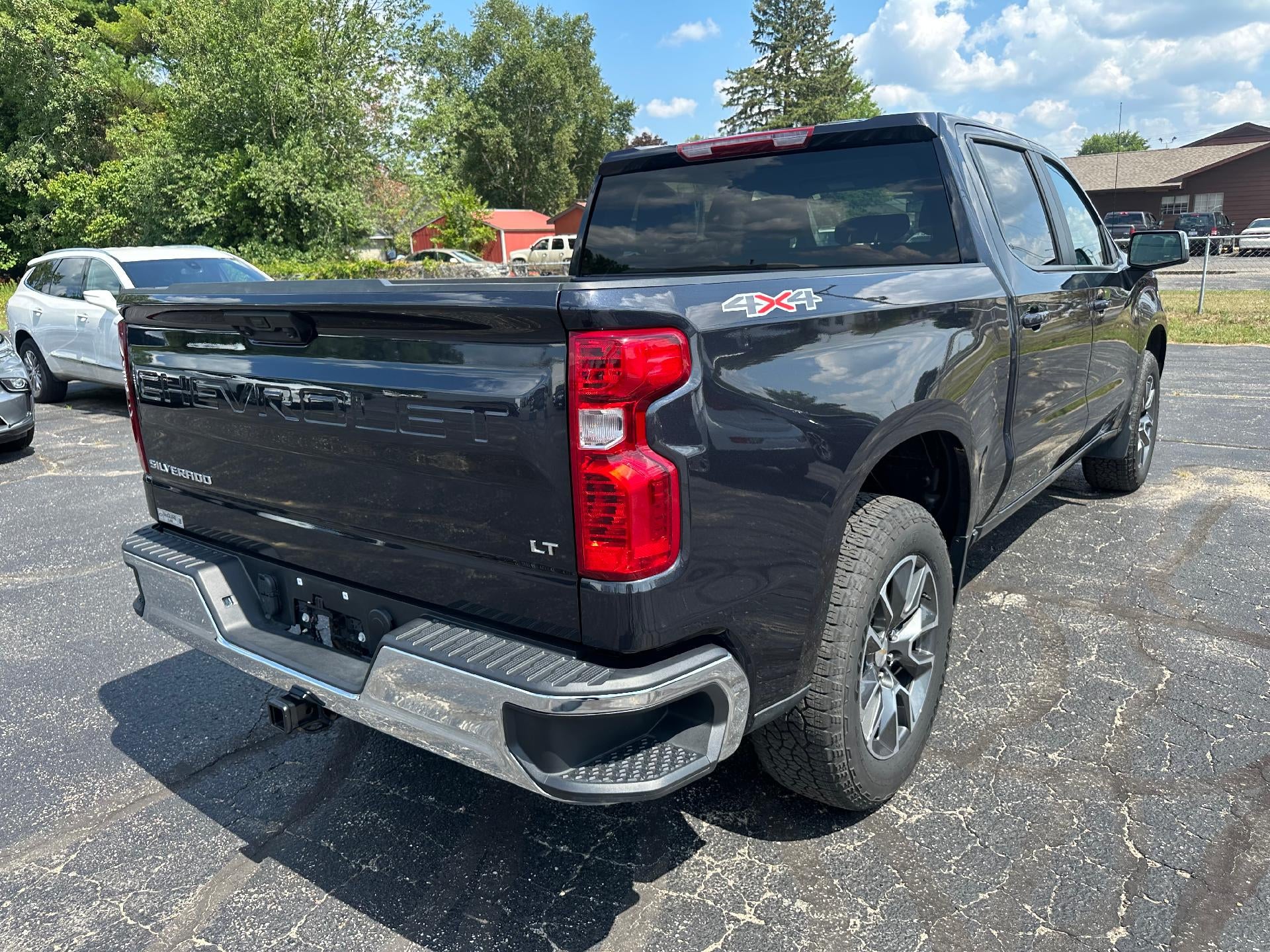 2024 Chevrolet Silverado 1500 LT (2FL)