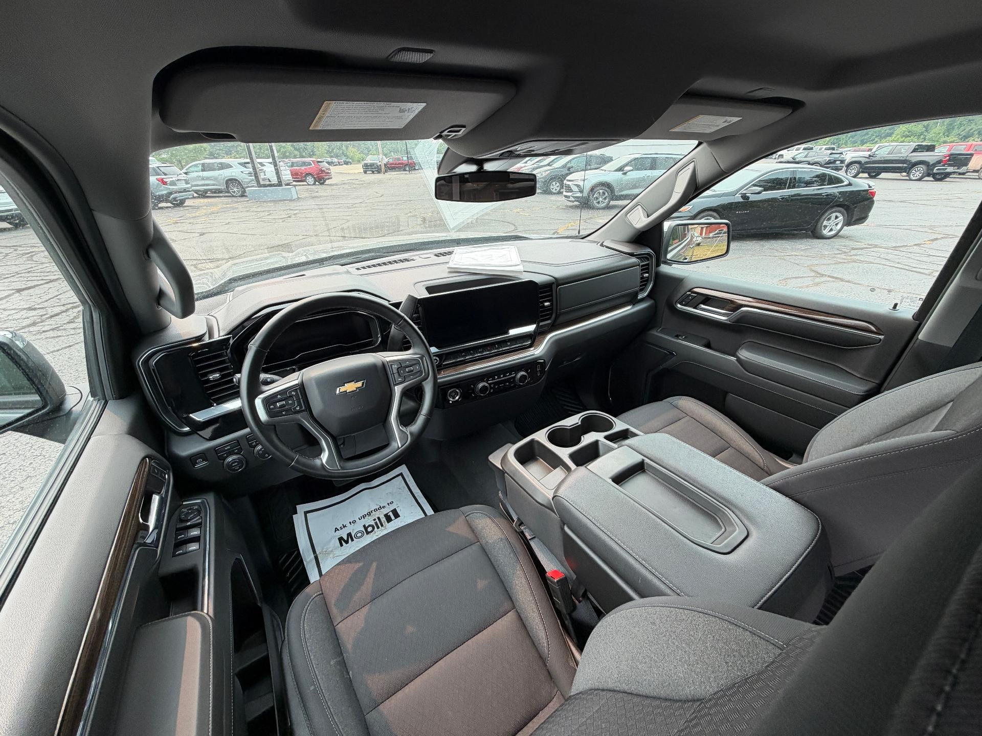 2024 Chevrolet Silverado 1500 LT (2FL)