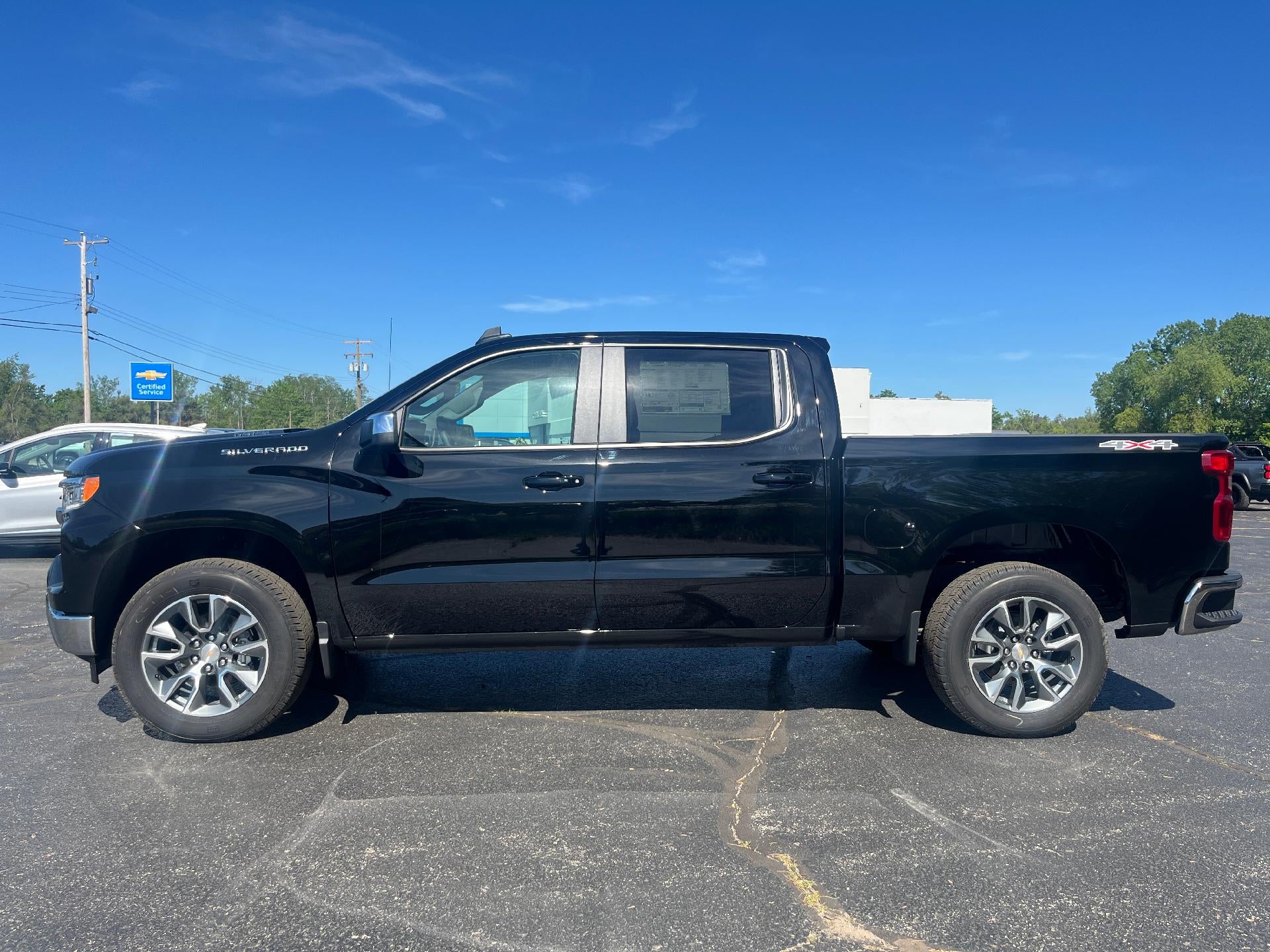 2026 Chevrolet Silverado 1500 LT (2FL)