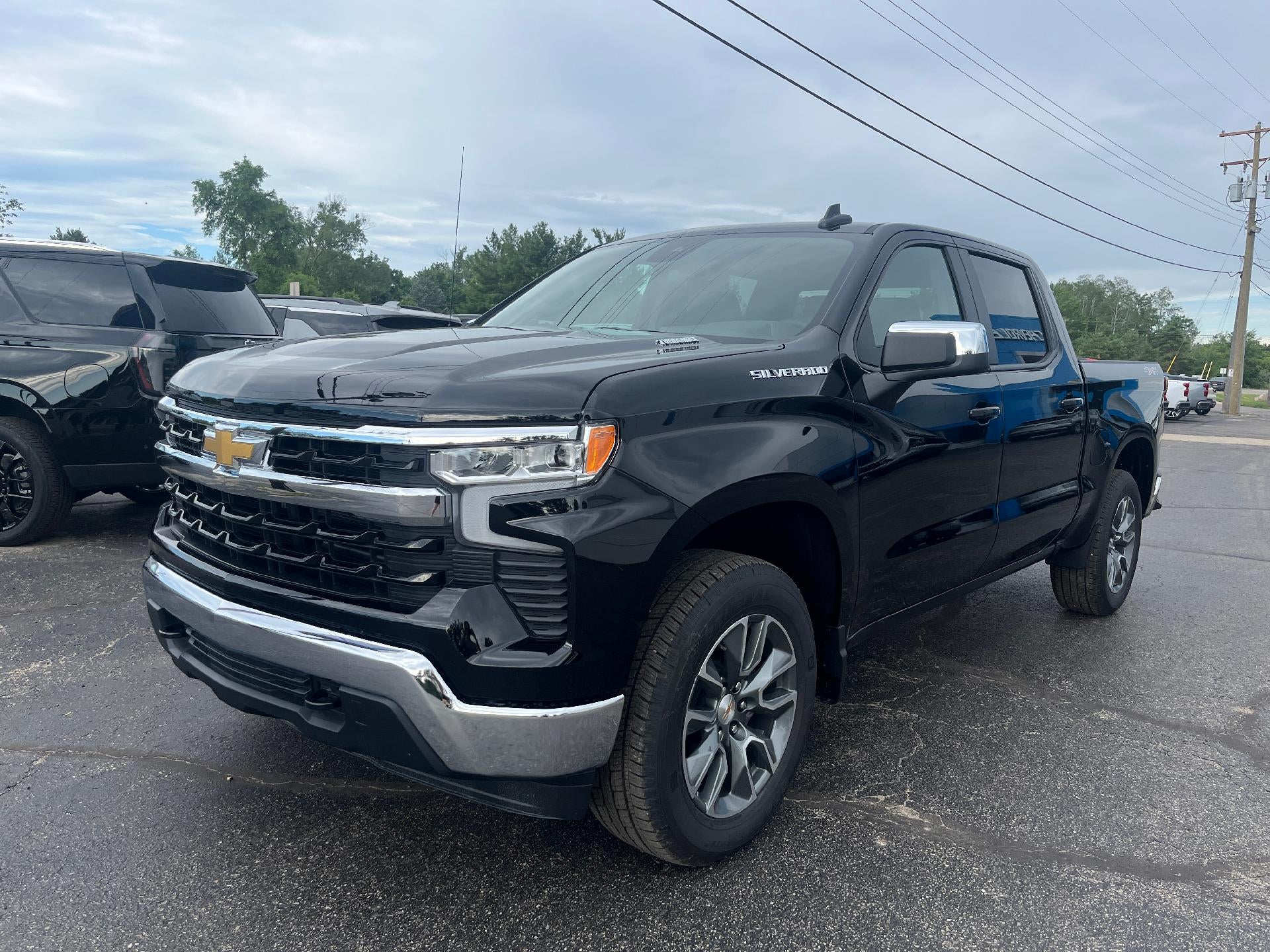 2026 Chevrolet Silverado 1500 LT (2FL)