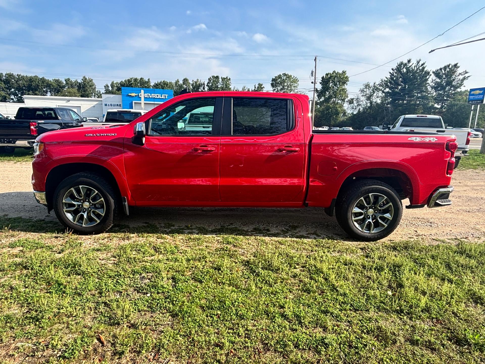 2026 Chevrolet Silverado 1500 LT (2FL)