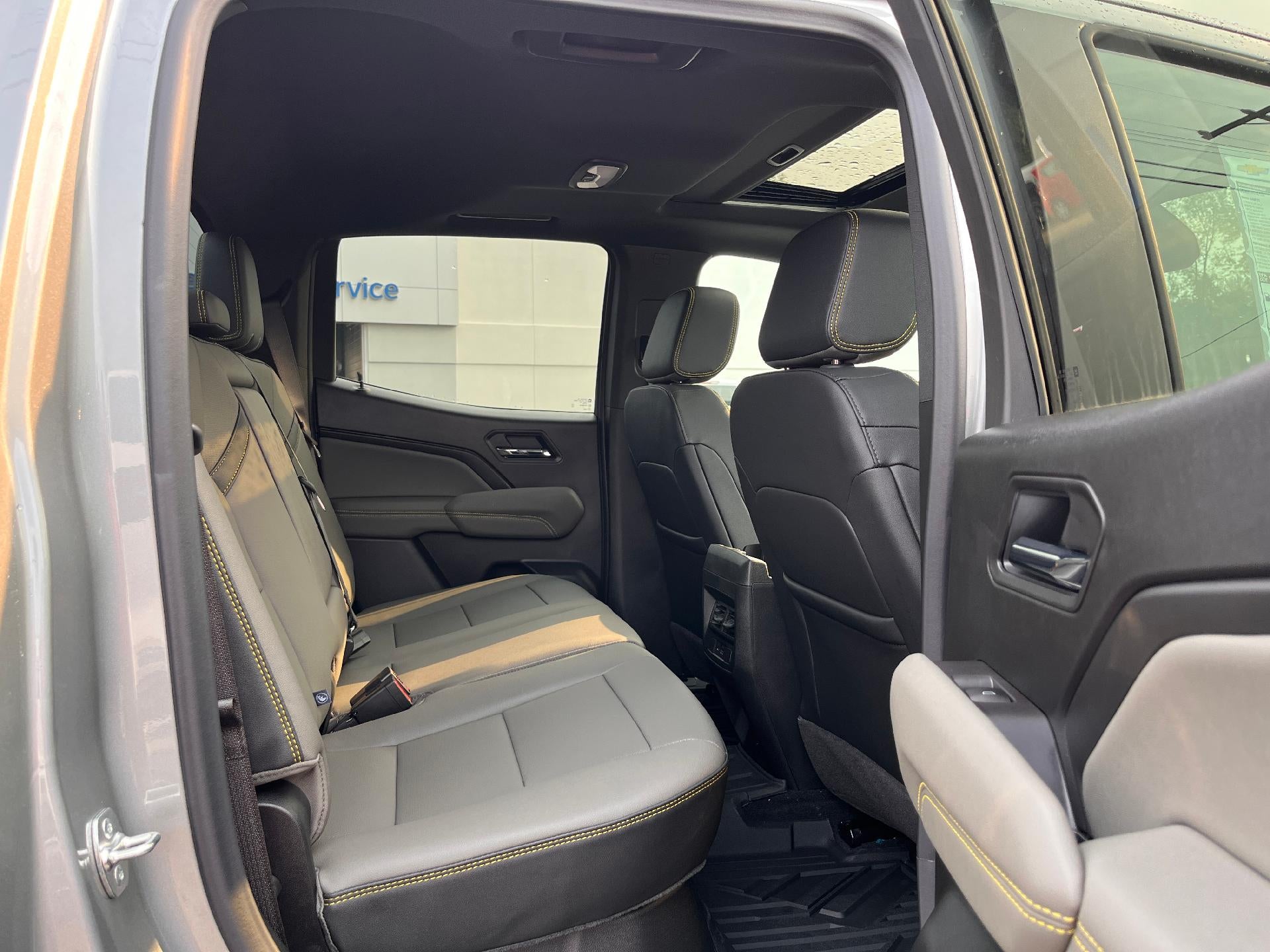 2025 Chevrolet Colorado ZR2