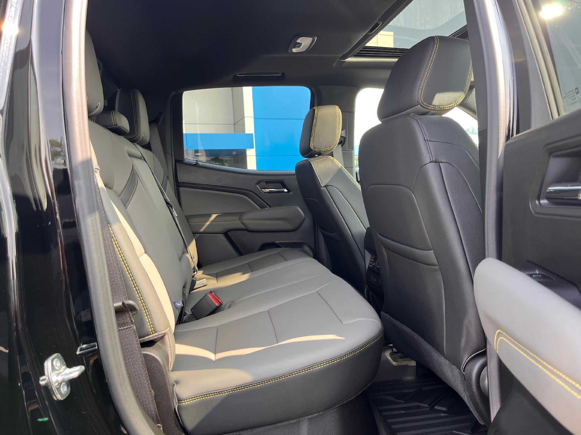 2025 Chevrolet Colorado ZR2