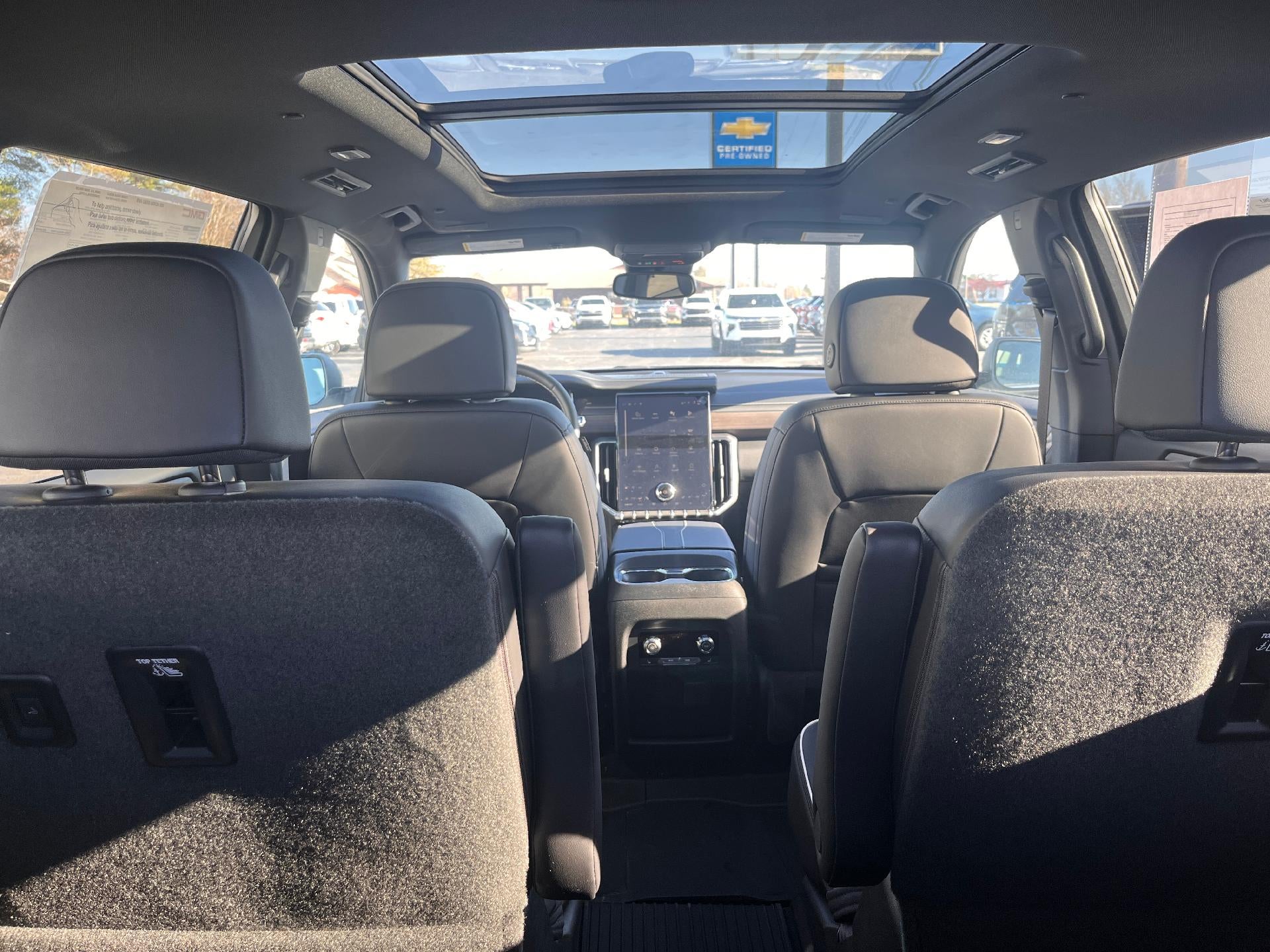 2025 GMC Acadia Denali