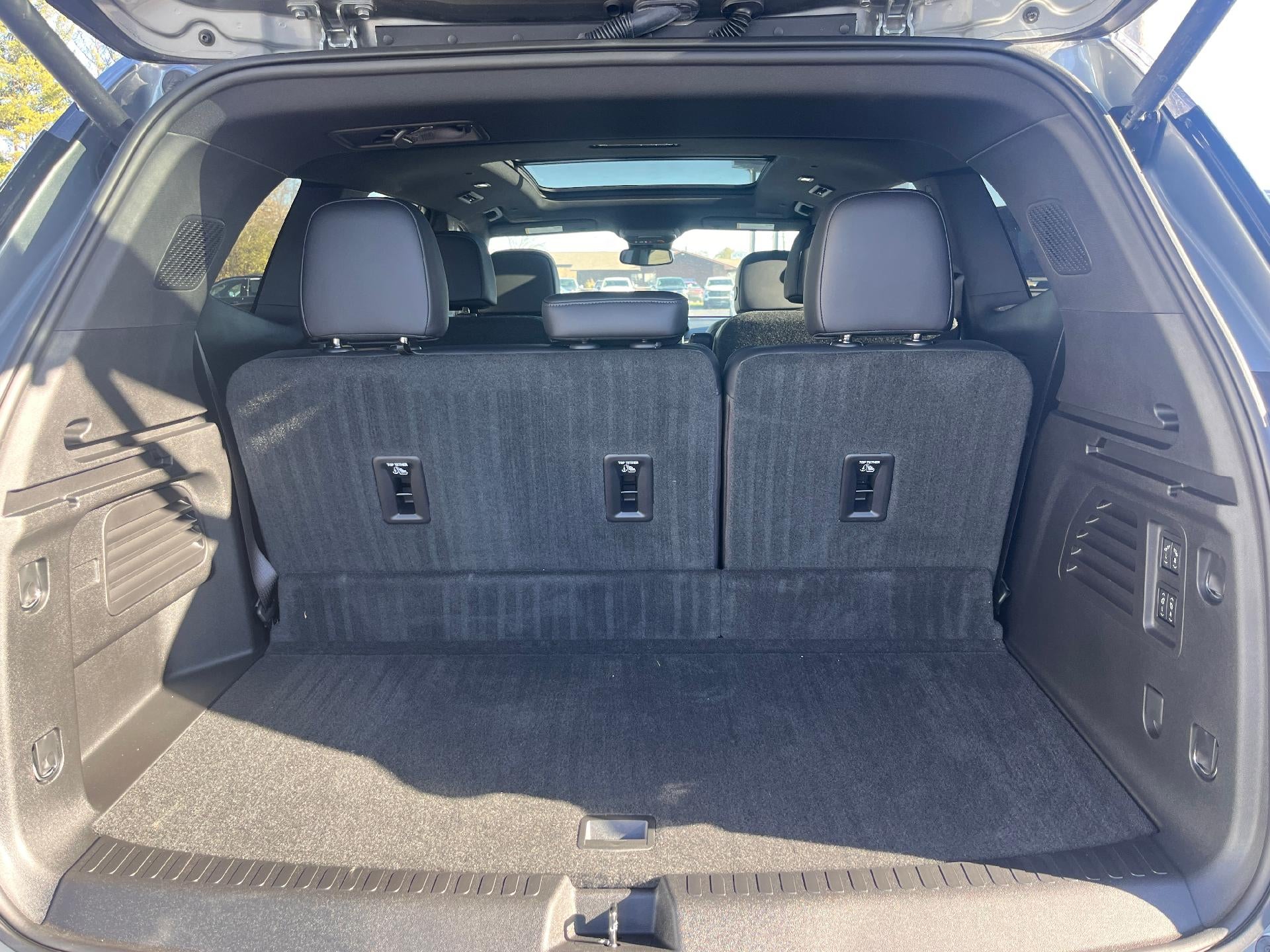 2025 GMC Acadia Denali