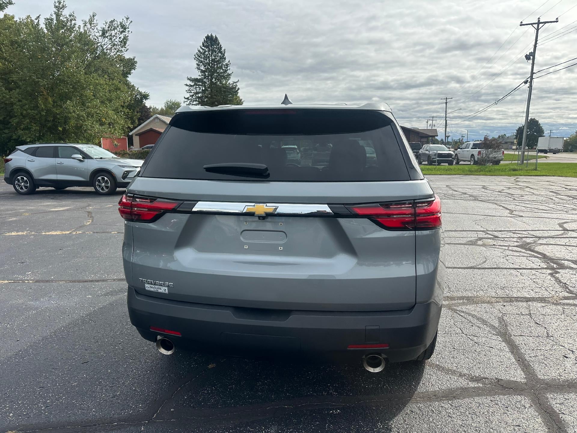 2023 Chevrolet Traverse LS