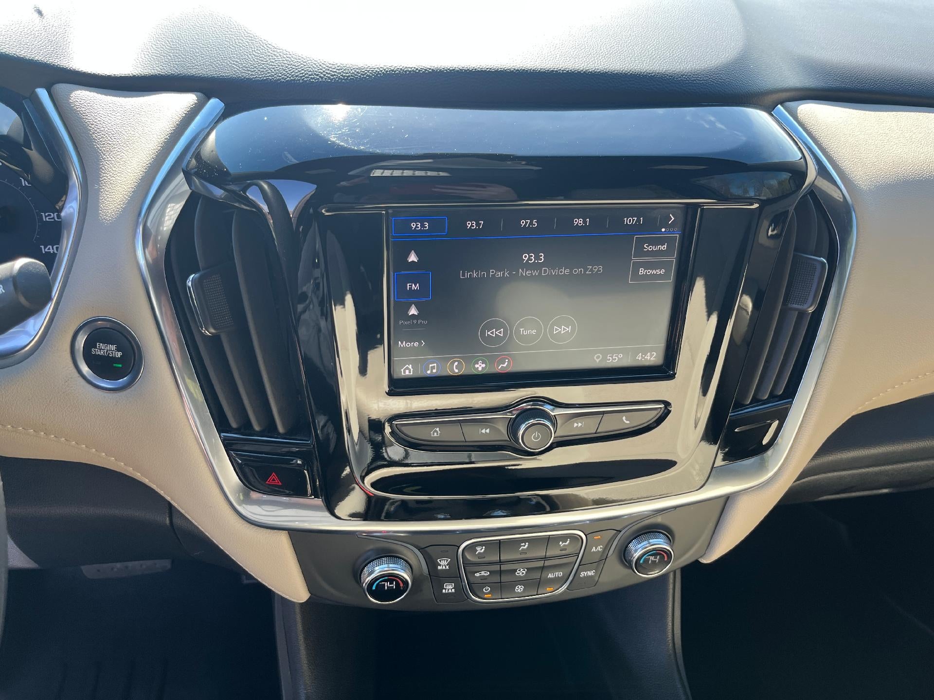 2022 Chevrolet Traverse LS