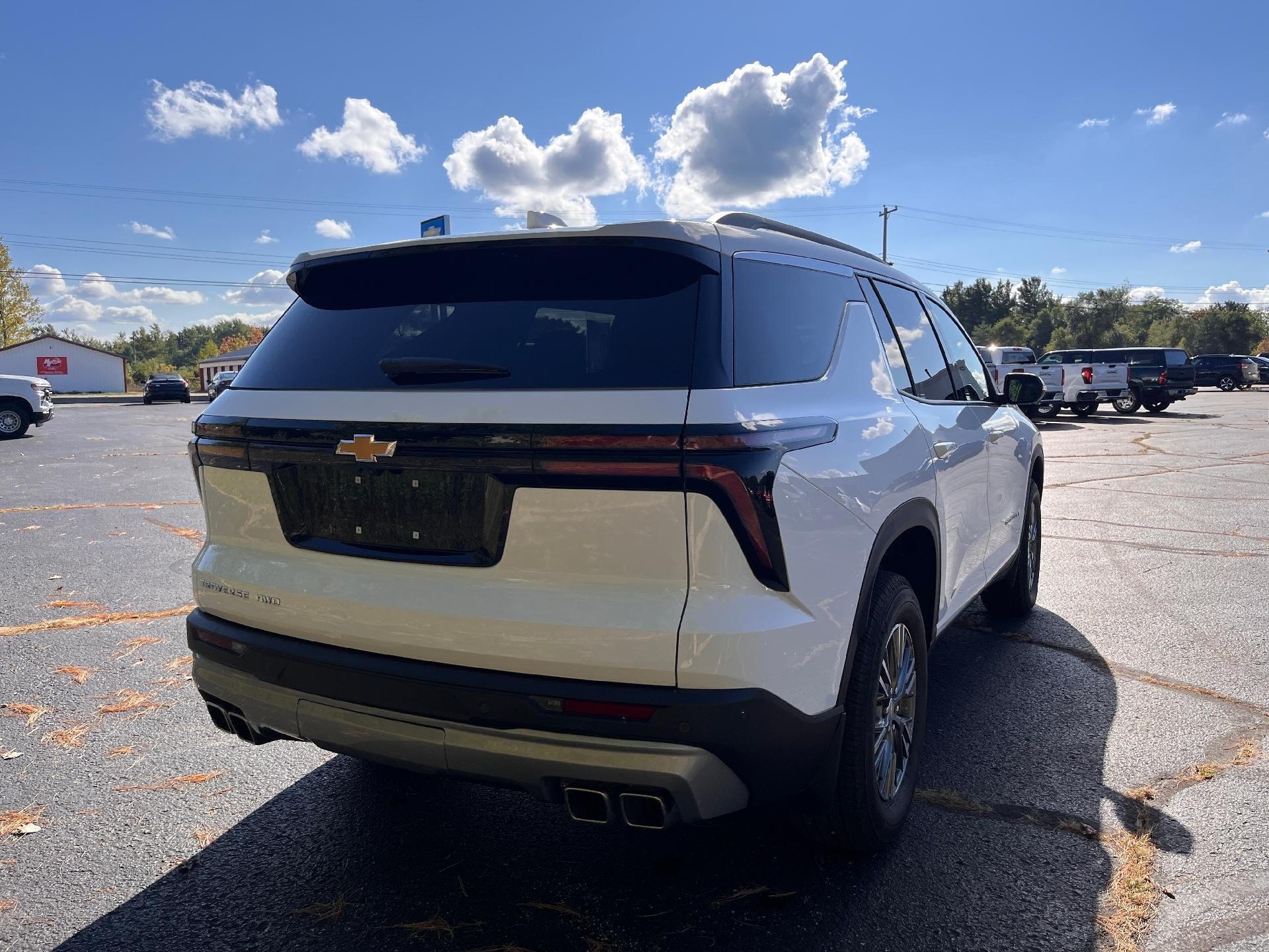 2025 Chevrolet Traverse LT