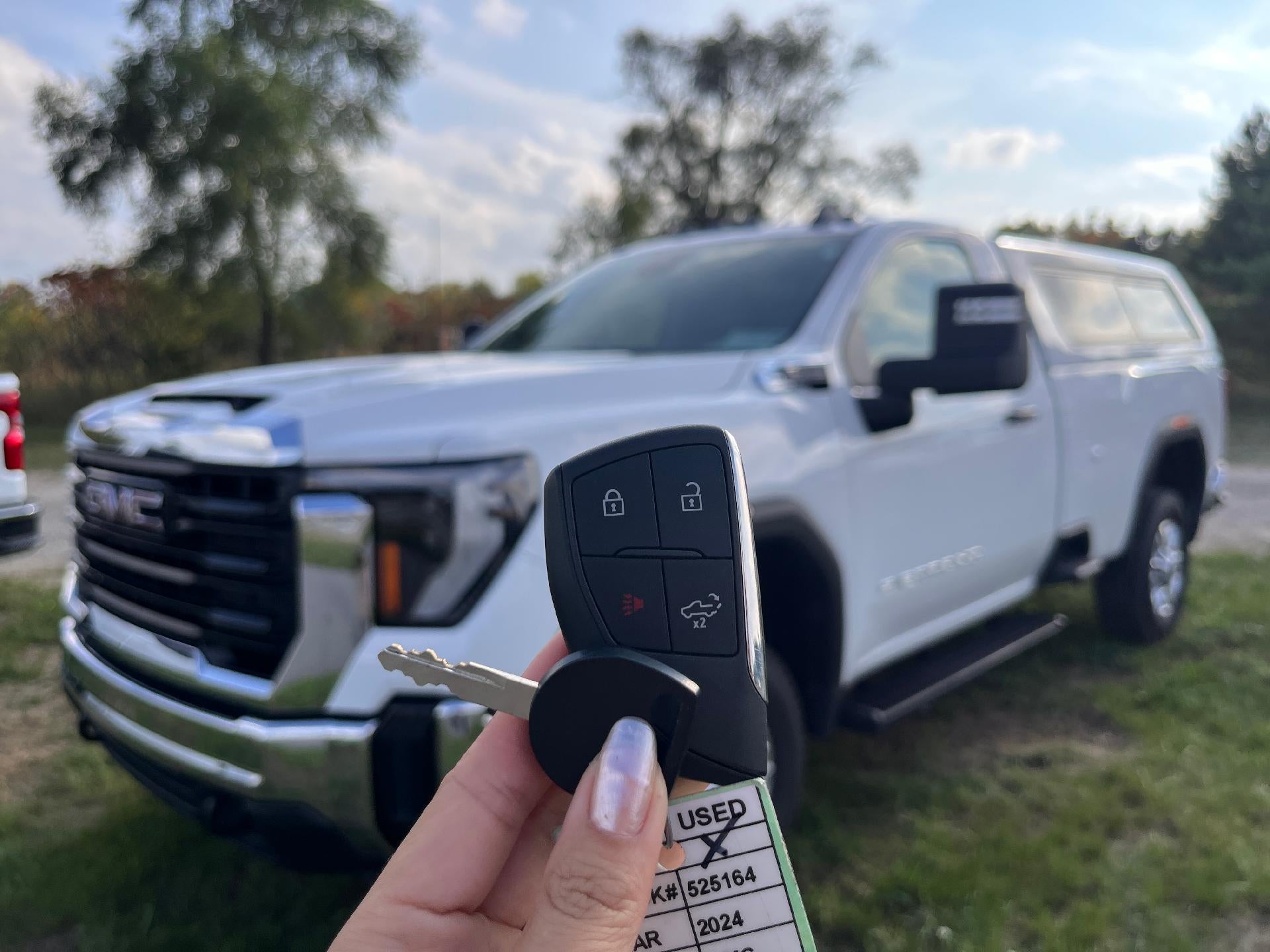 2024 GMC Sierra 2500 HD Pro