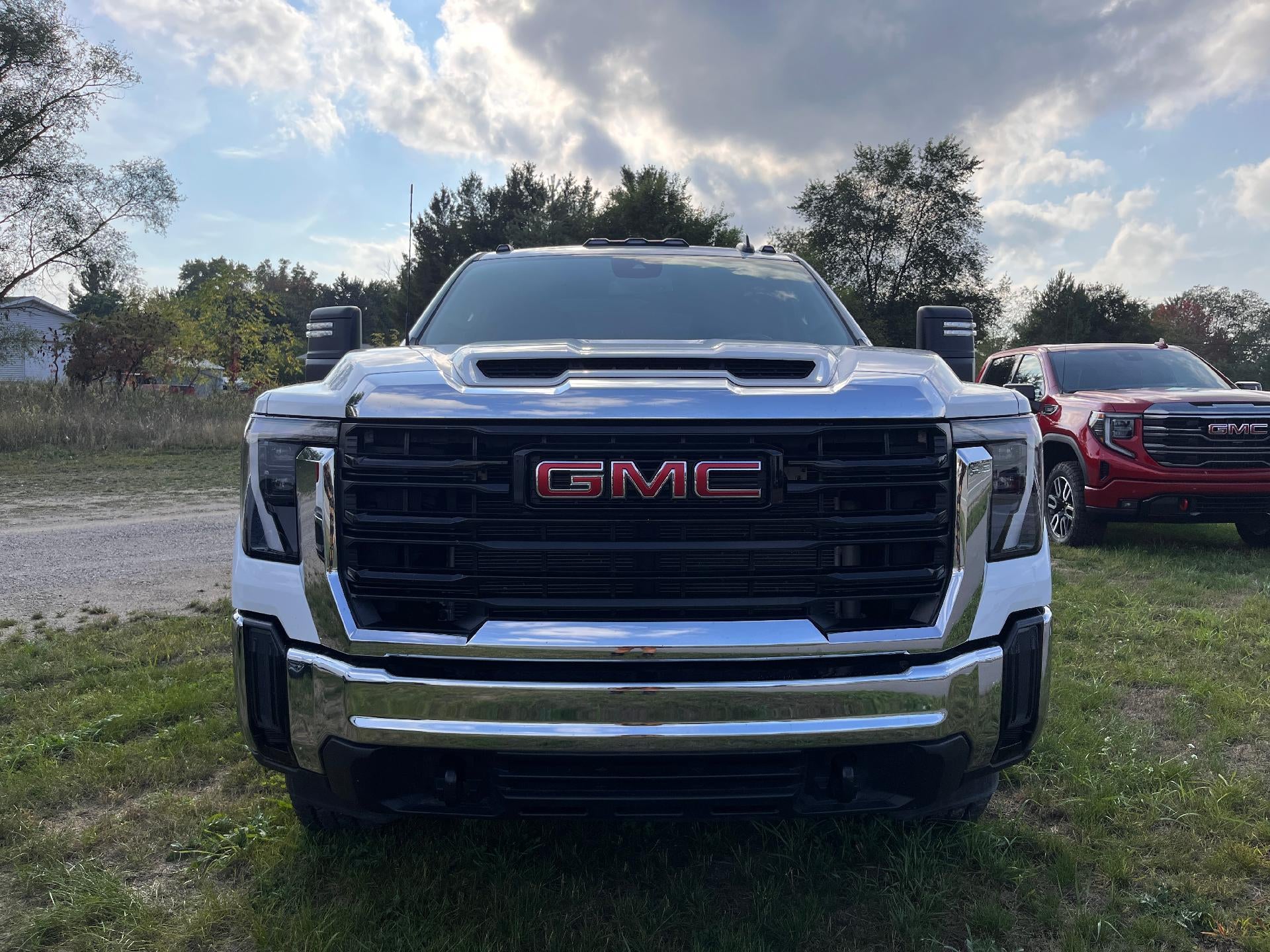 2024 GMC Sierra 2500 HD Pro