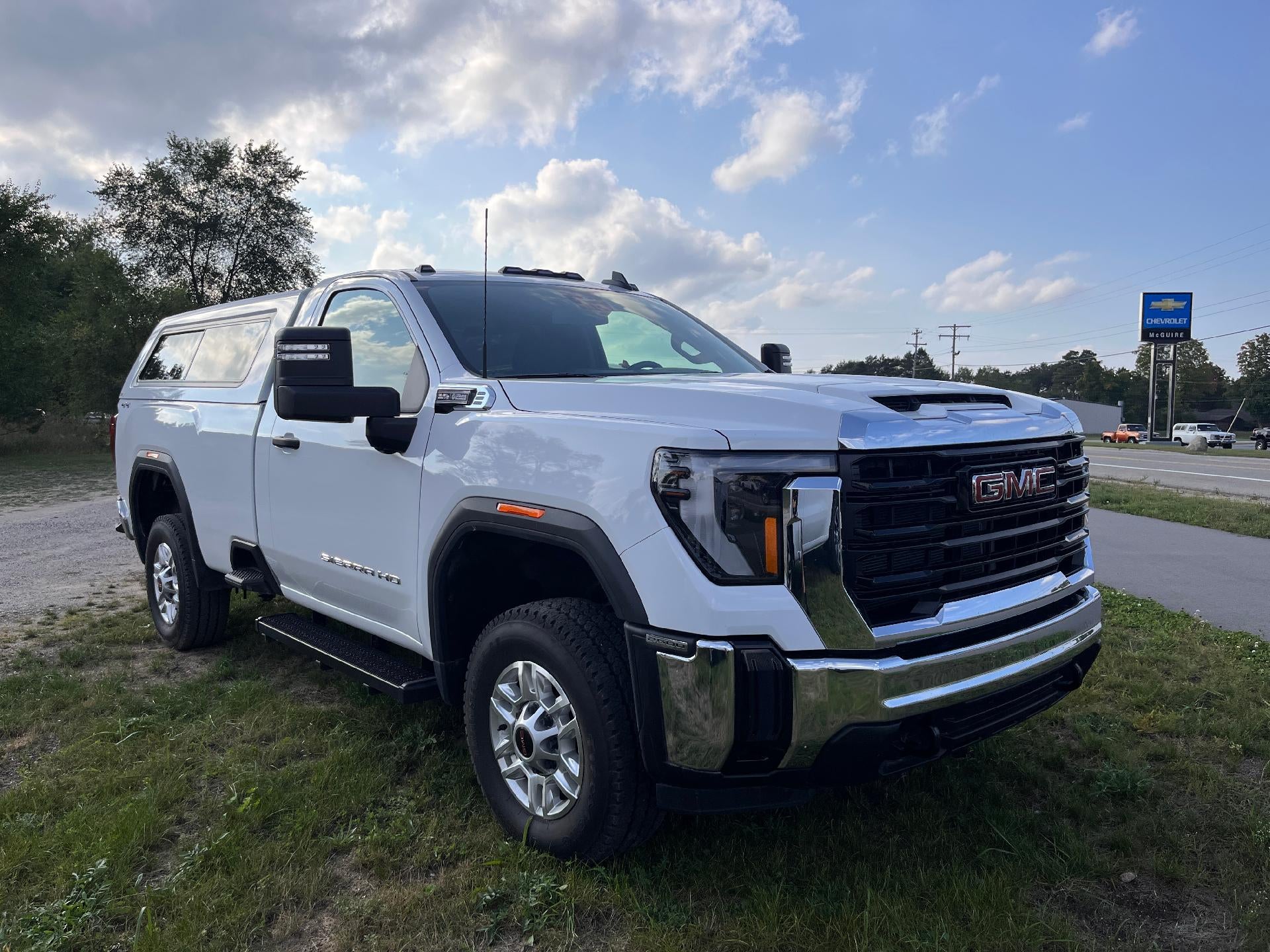 2024 GMC Sierra 2500 HD Pro