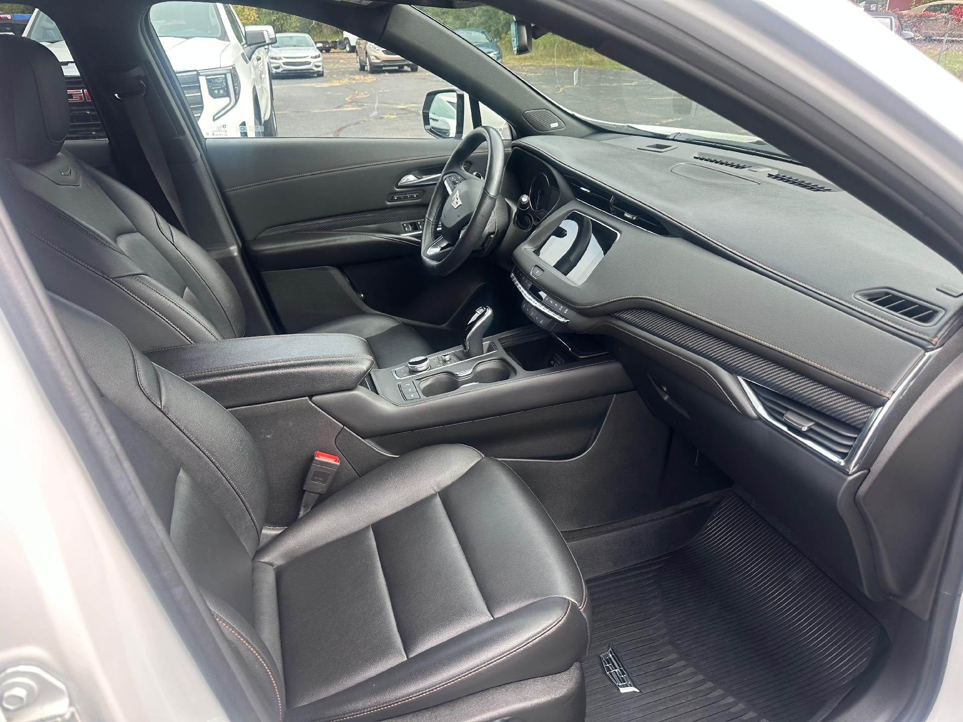 2023 Cadillac XT4 Sport