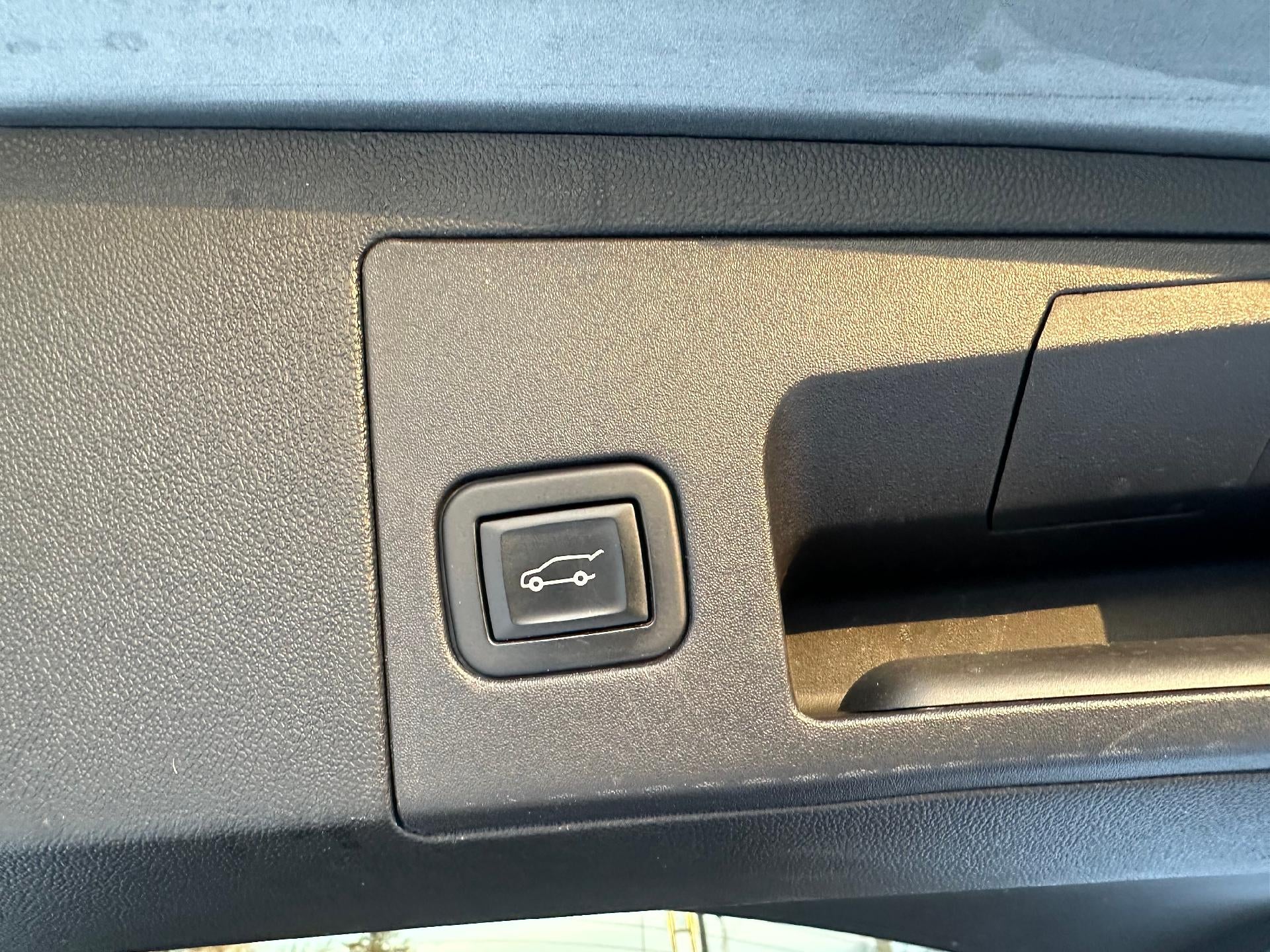 2020 Cadillac XT5 Luxury