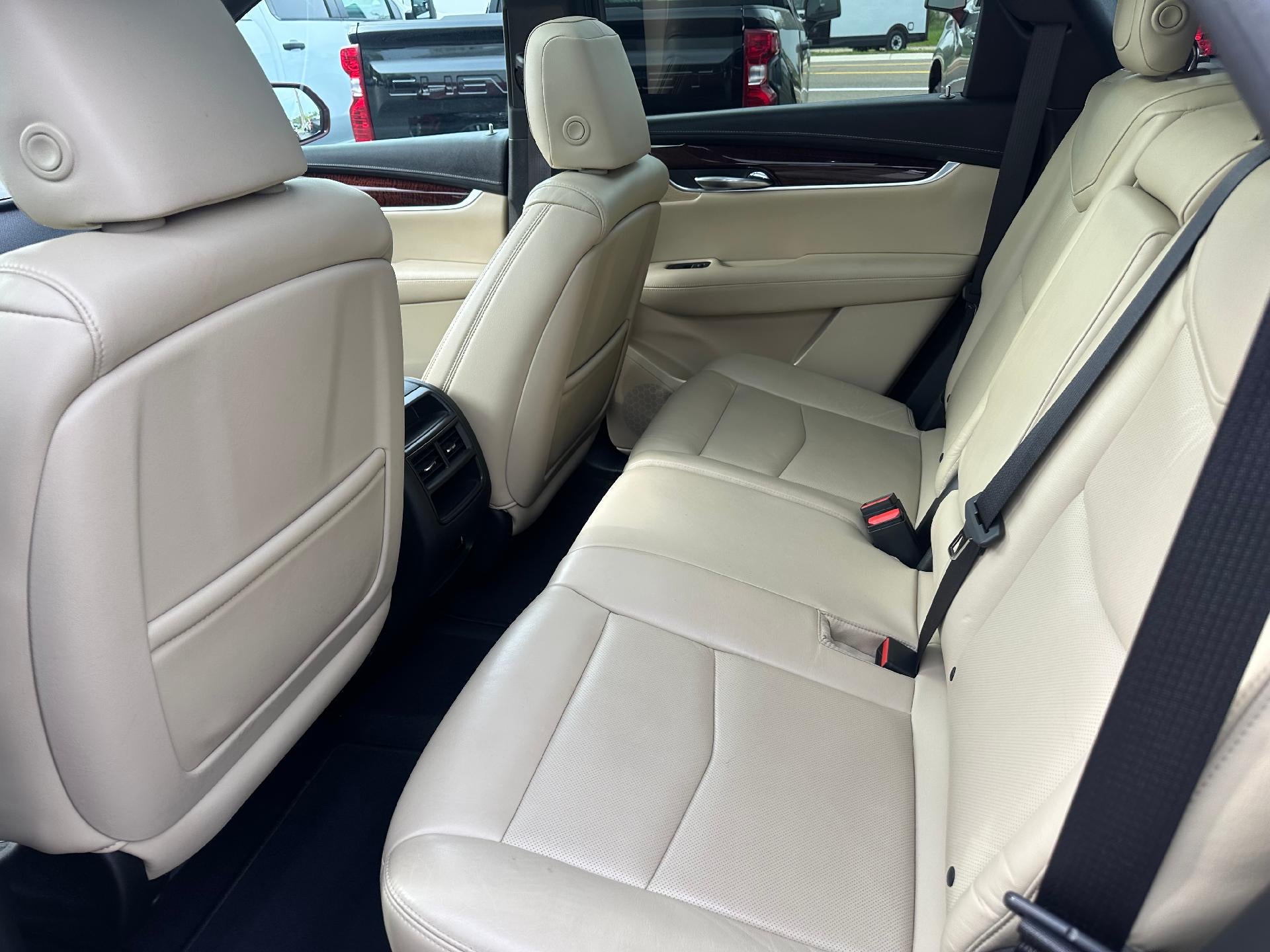2017 Cadillac XT5 Premium Luxury AWD