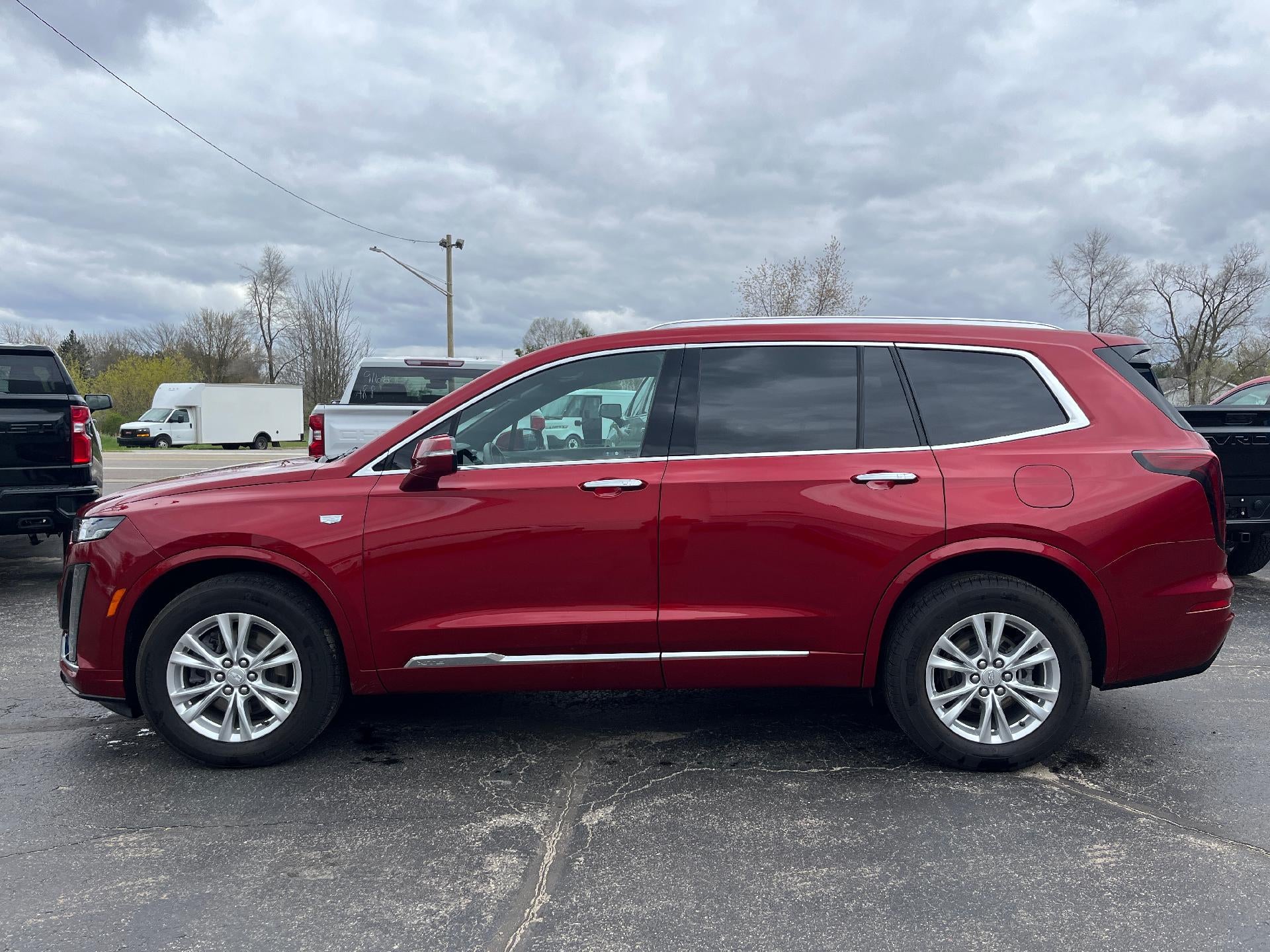 2024 Cadillac XT6 Luxury