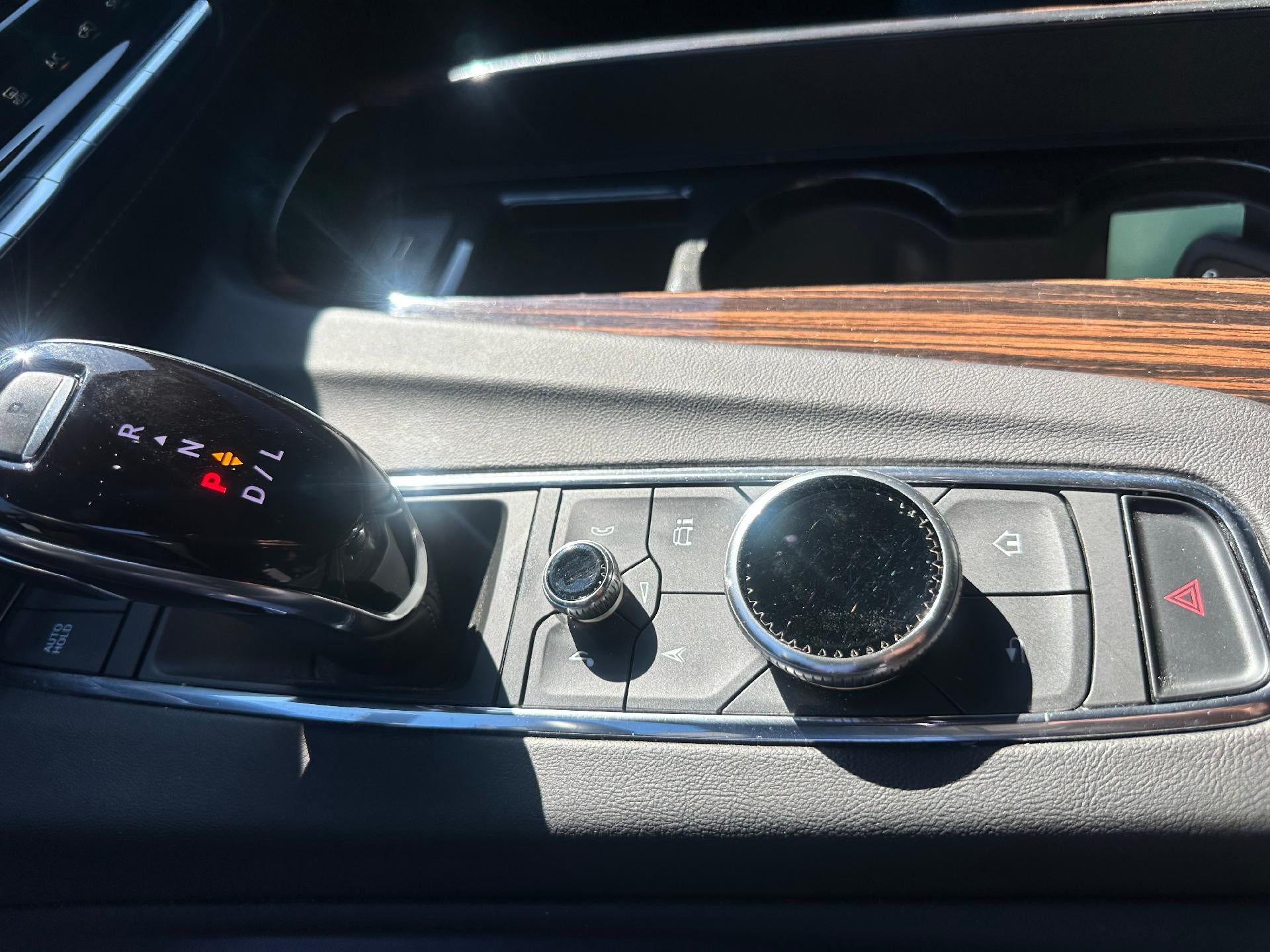 2024 Cadillac Escalade ESV Luxury