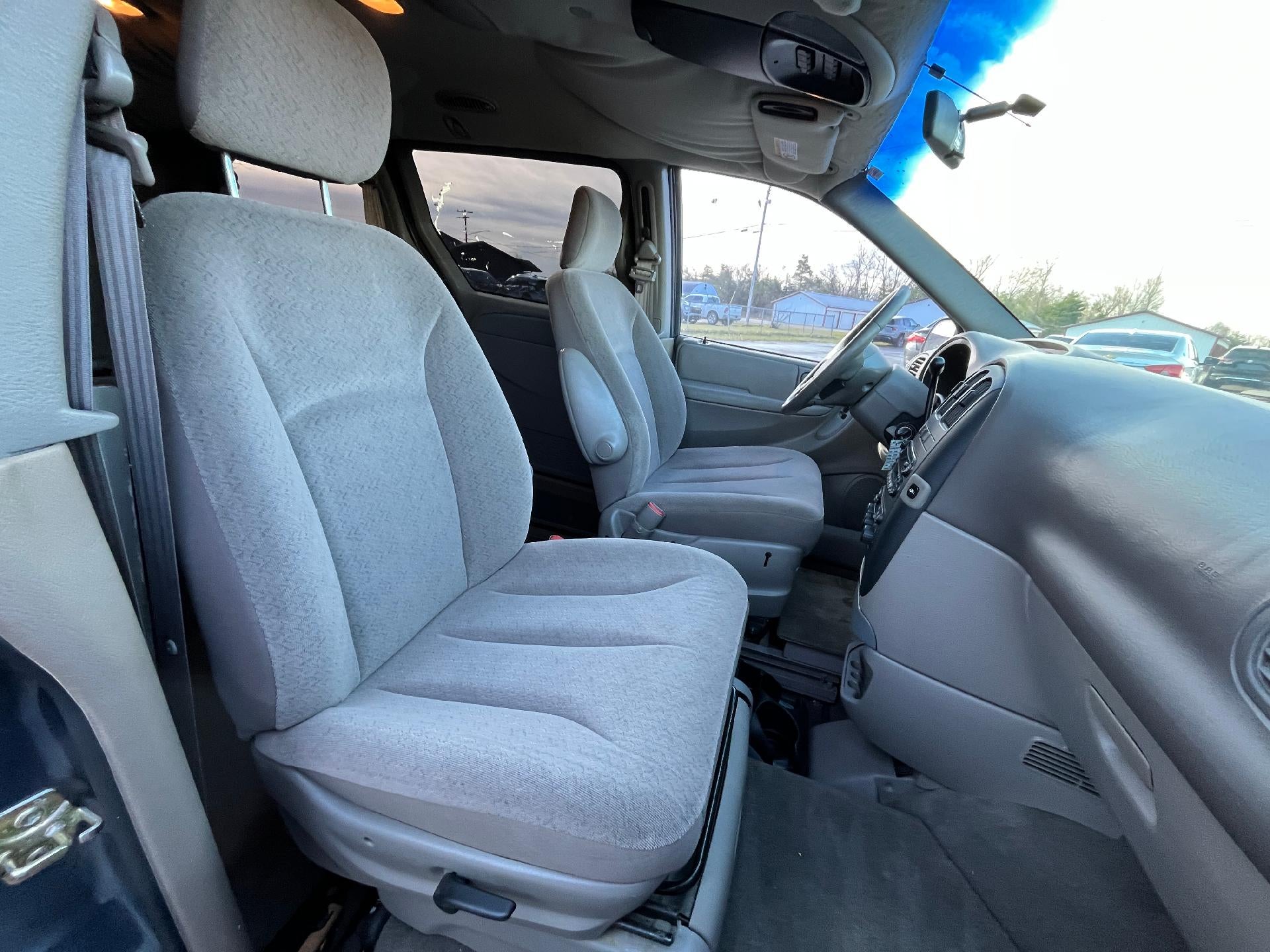 2002 Dodge Caravan Sport