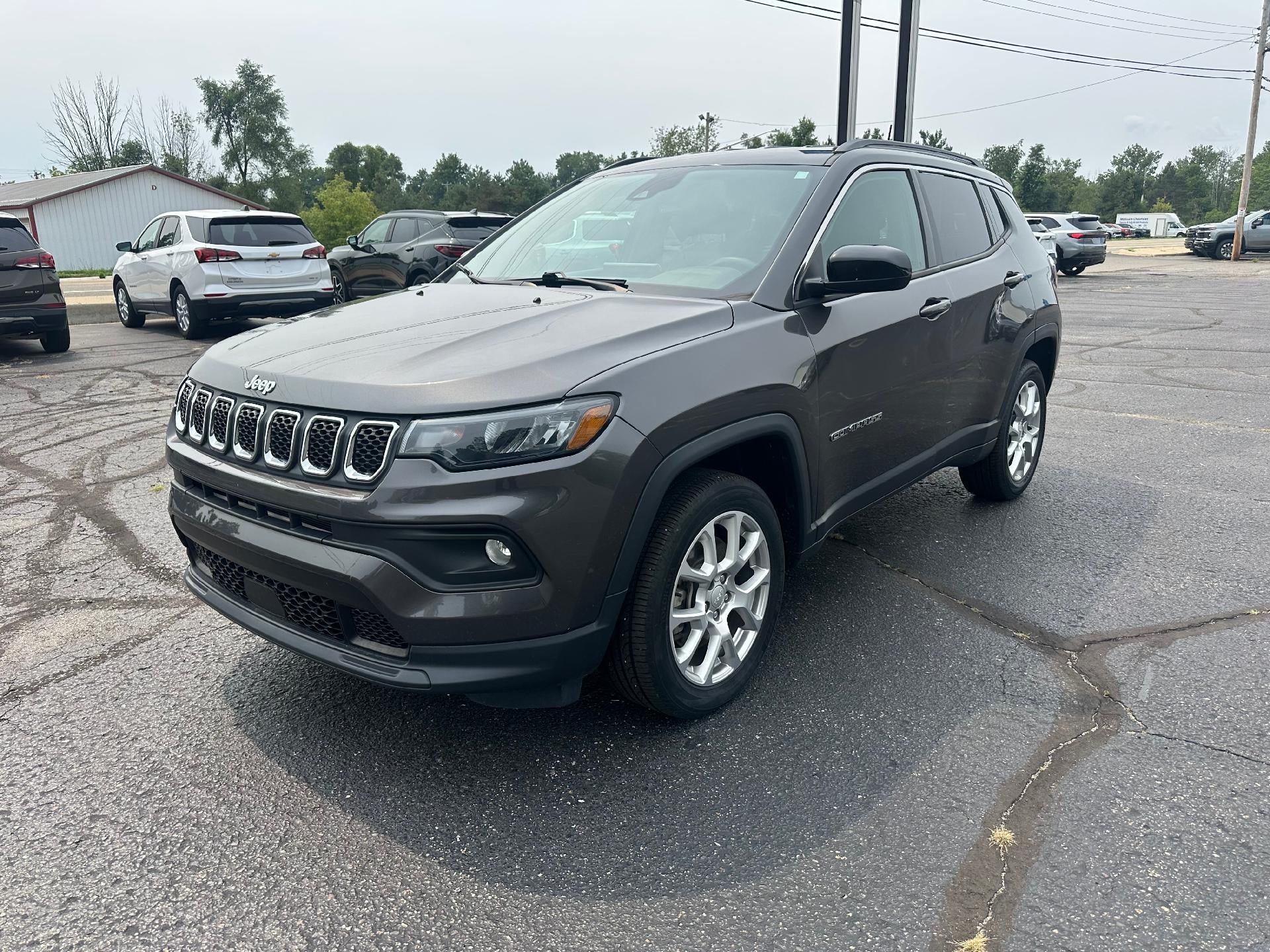 2023 Jeep Compass Latitude Lux FWD