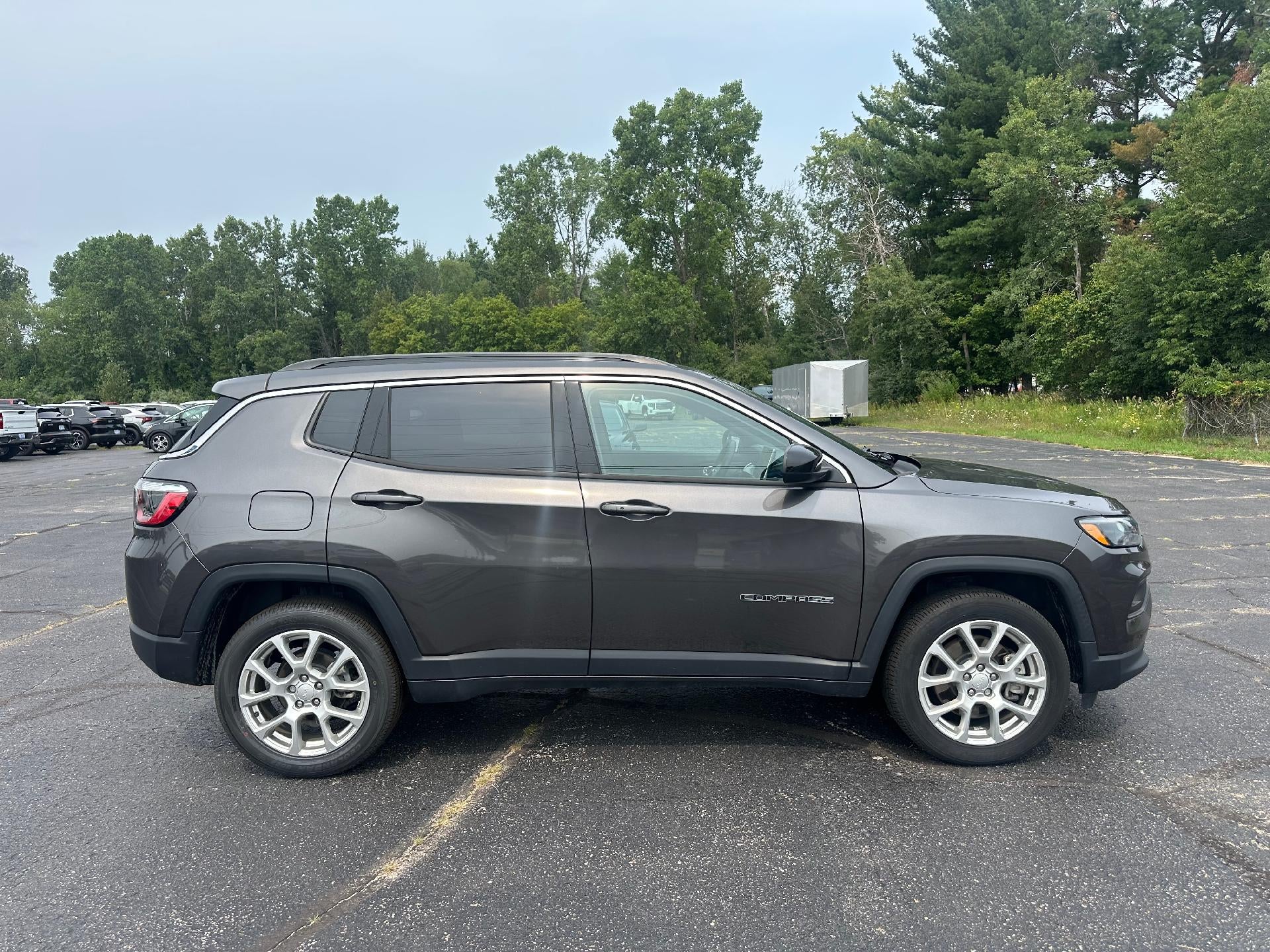 2023 Jeep Compass Latitude Lux FWD