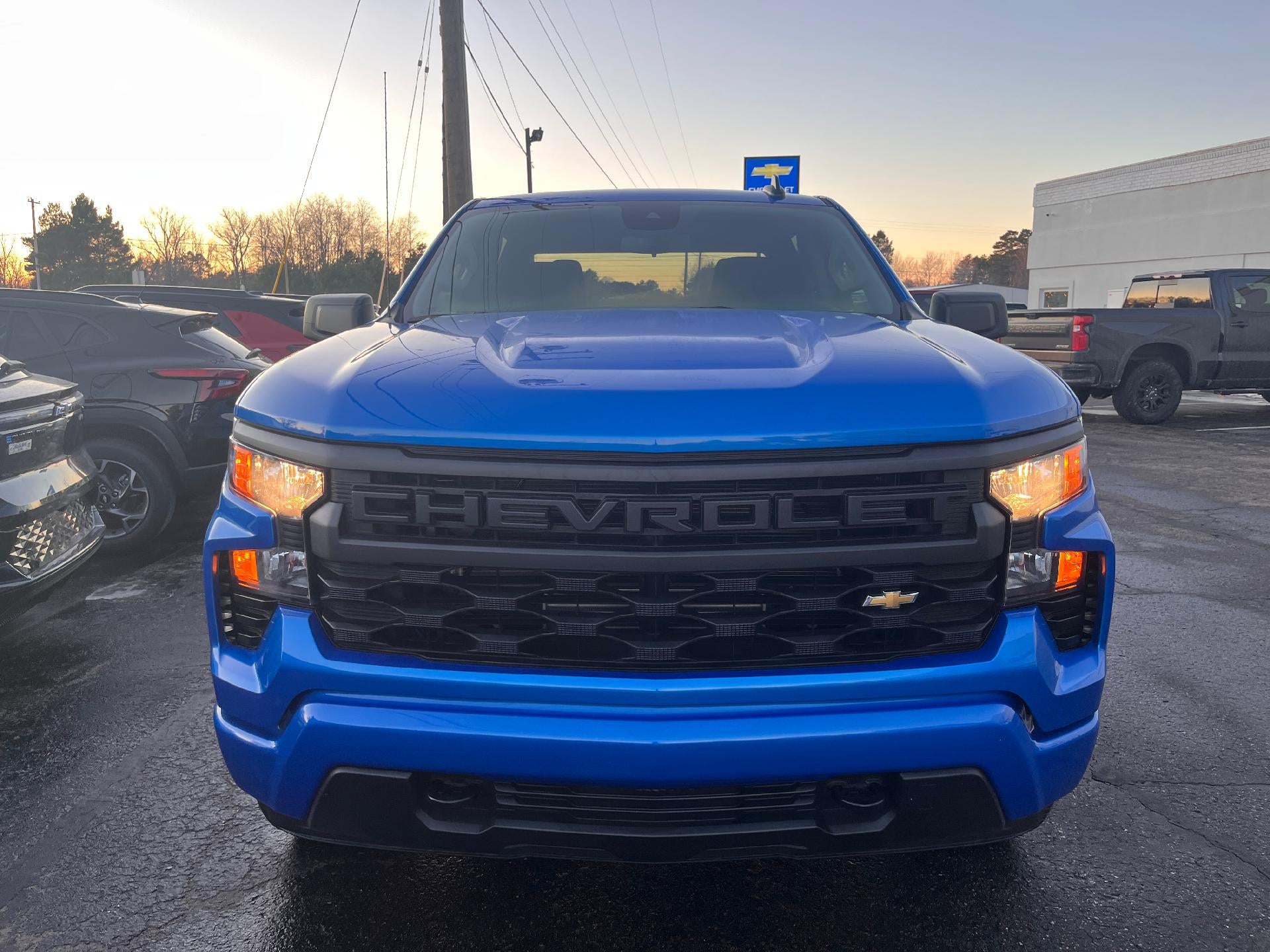 2025 Chevrolet Silverado 1500 Custom