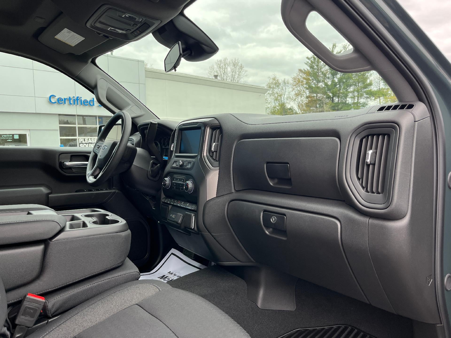 2025 Chevrolet Silverado 1500 Custom Trail Boss