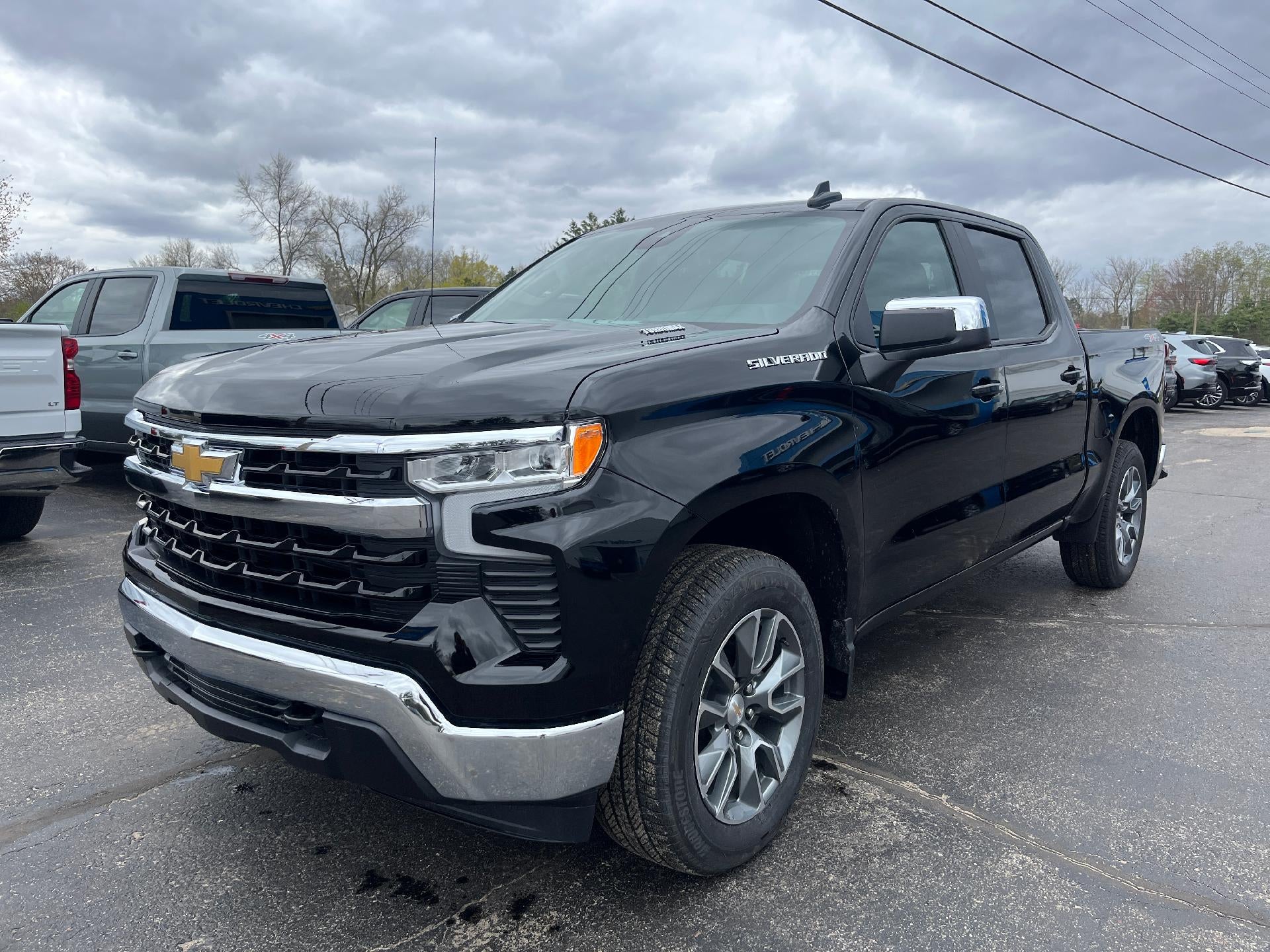 2026 Chevrolet Silverado 1500 LT (2FL)