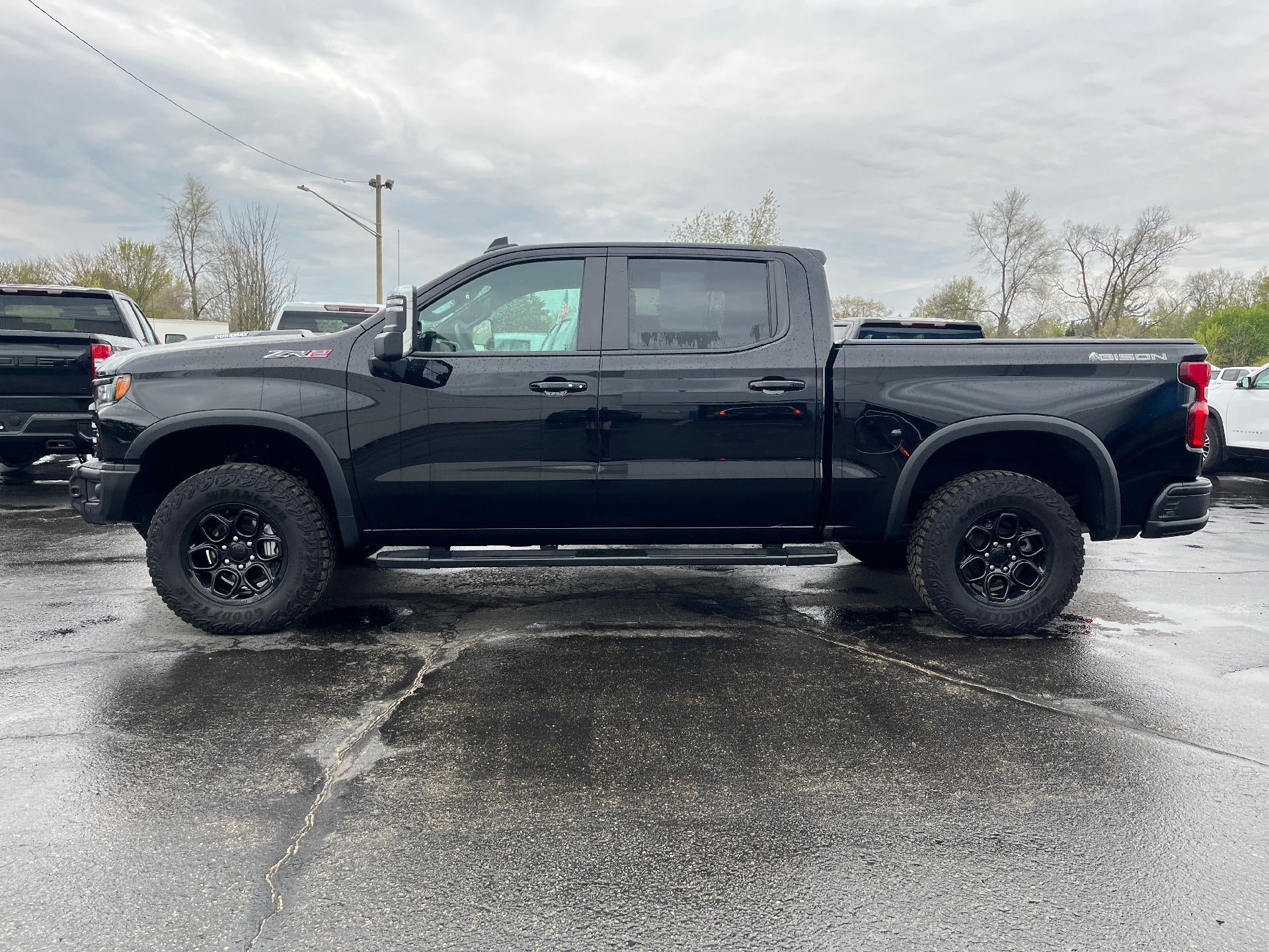 2024 Chevrolet Silverado 1500 ZR2
