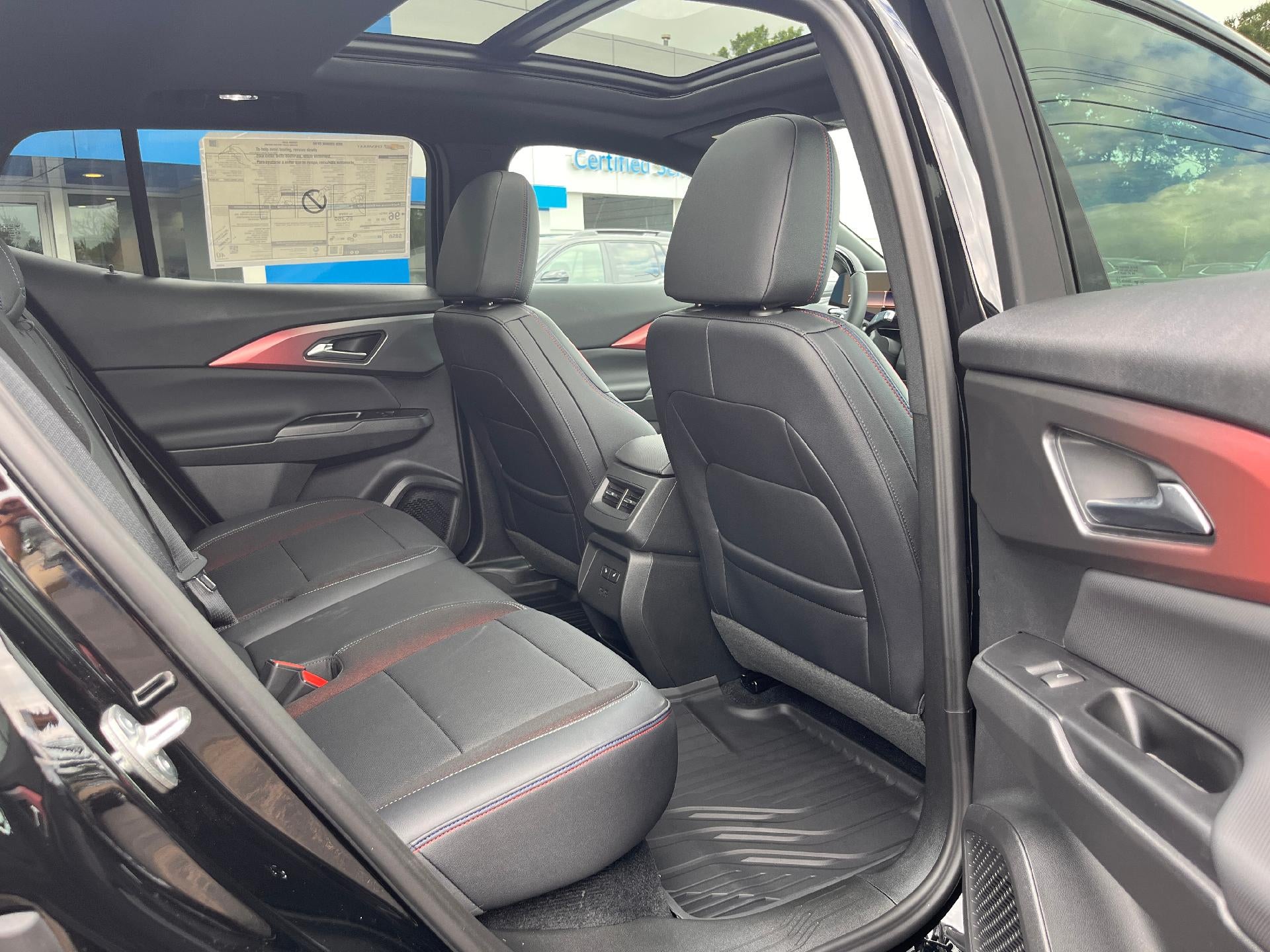 2025 Chevrolet Equinox EV RS