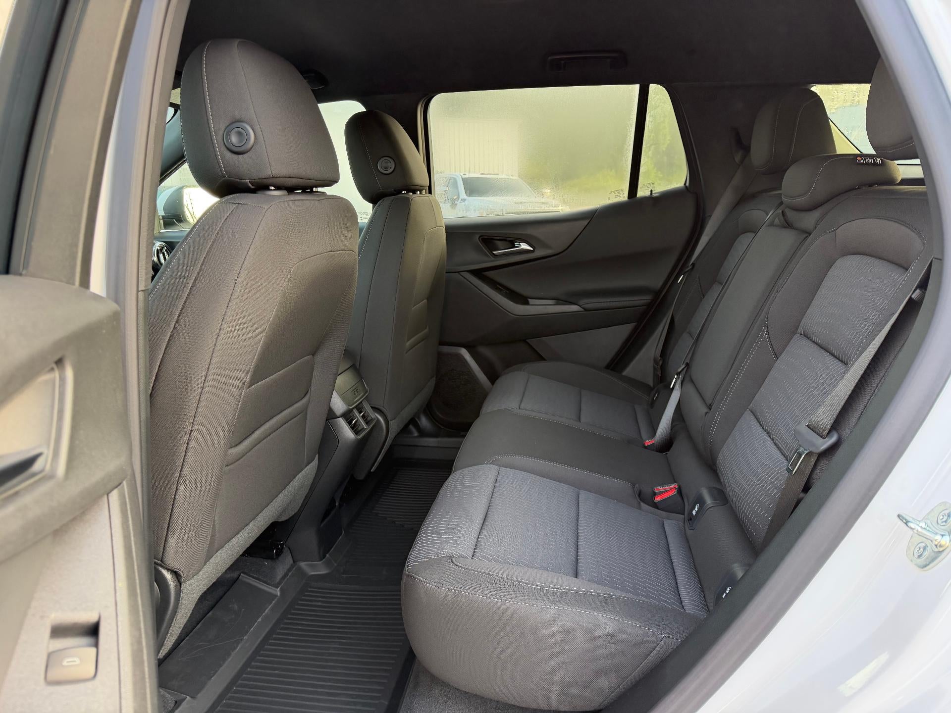 2027 Chevrolet Equinox LT - Photo 14