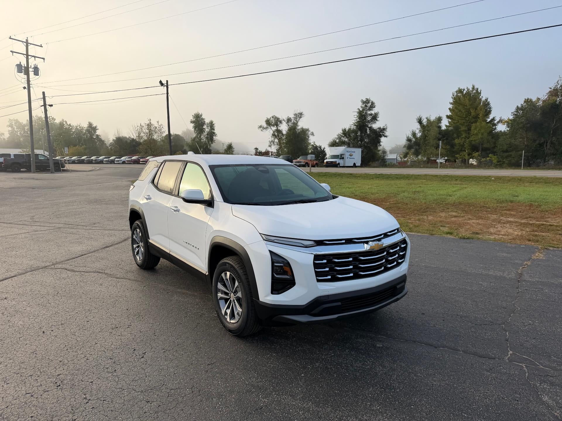 2027 Chevrolet Equinox LT - Photo 3
