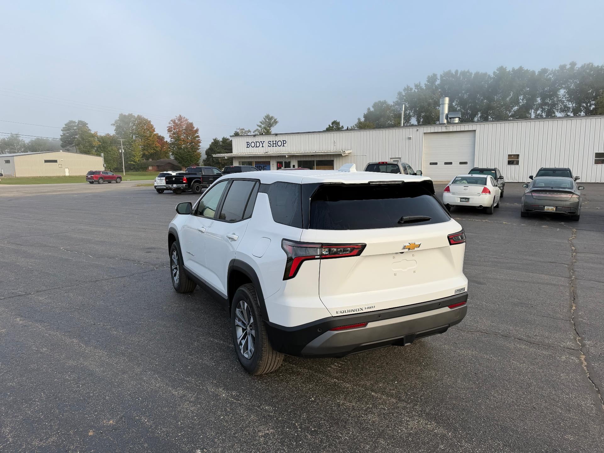 2027 Chevrolet Equinox LT - Photo 7