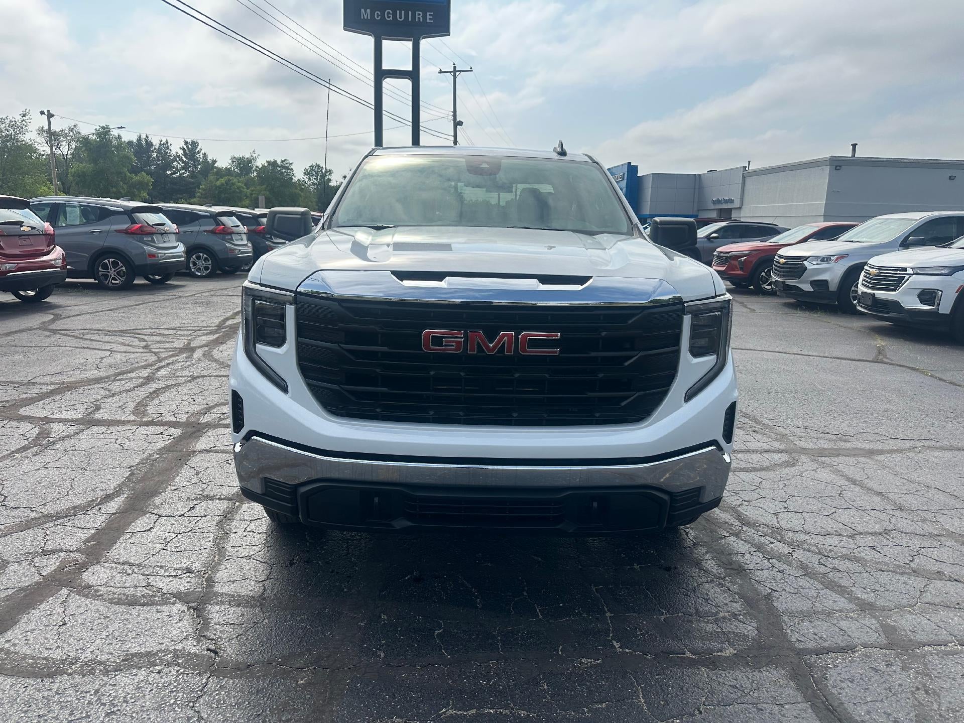 2024 GMC Sierra 1500 Pro