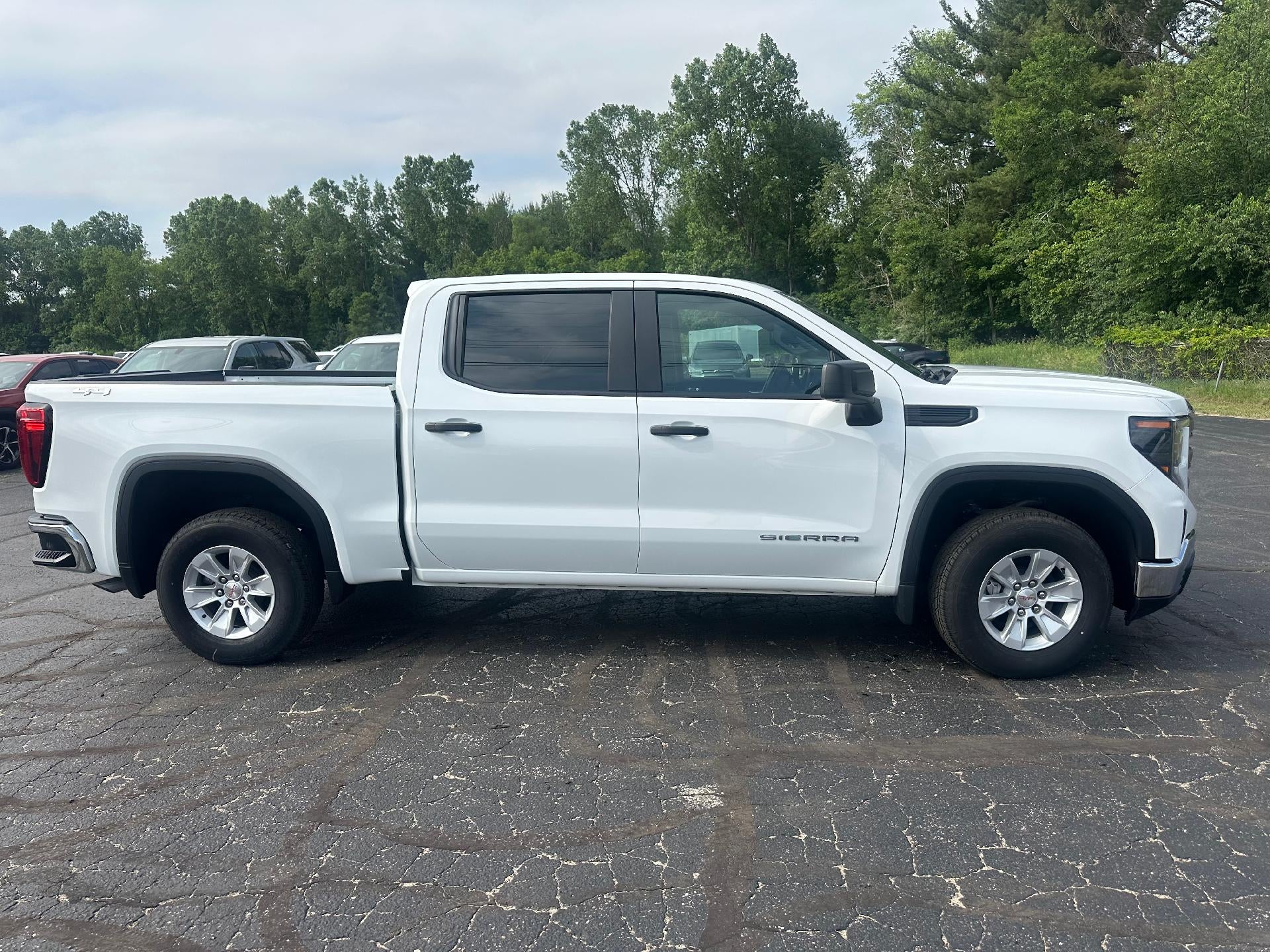 2024 GMC Sierra 1500 Pro