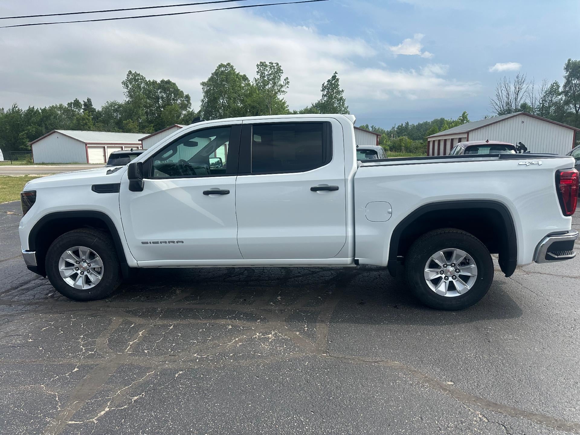 2024 GMC Sierra 1500 Pro