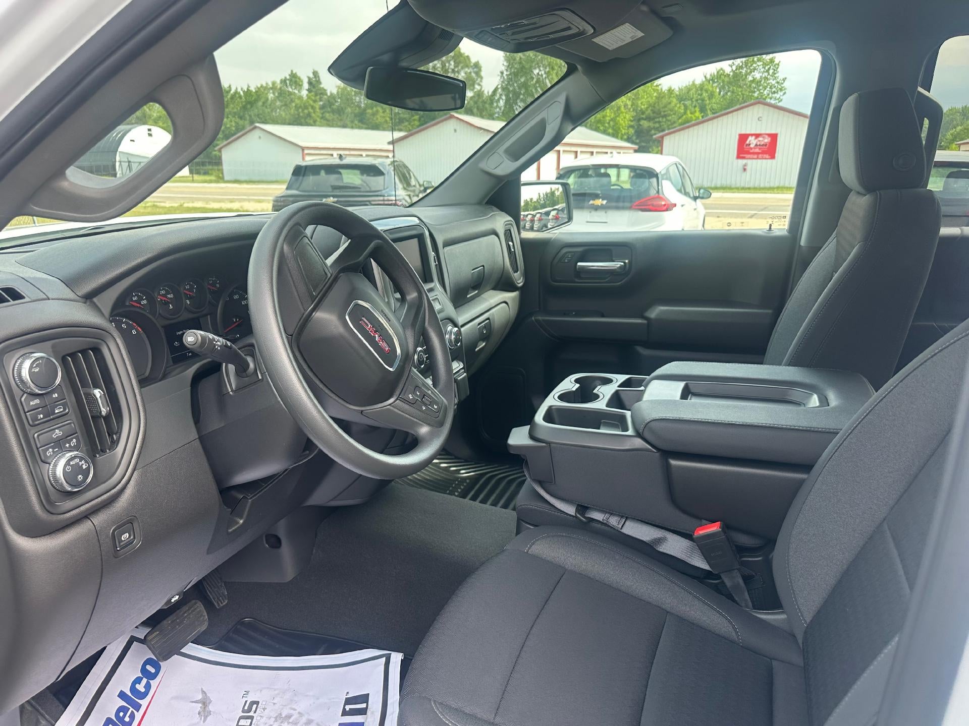 2024 GMC Sierra 1500 Pro