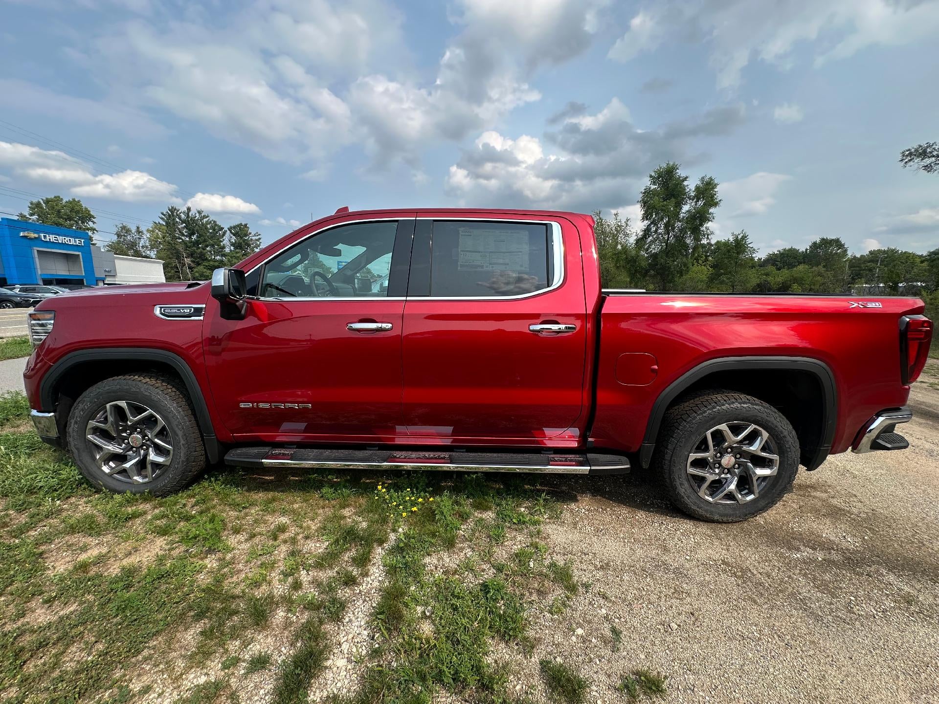 2026 GMC Sierra 1500 SLT