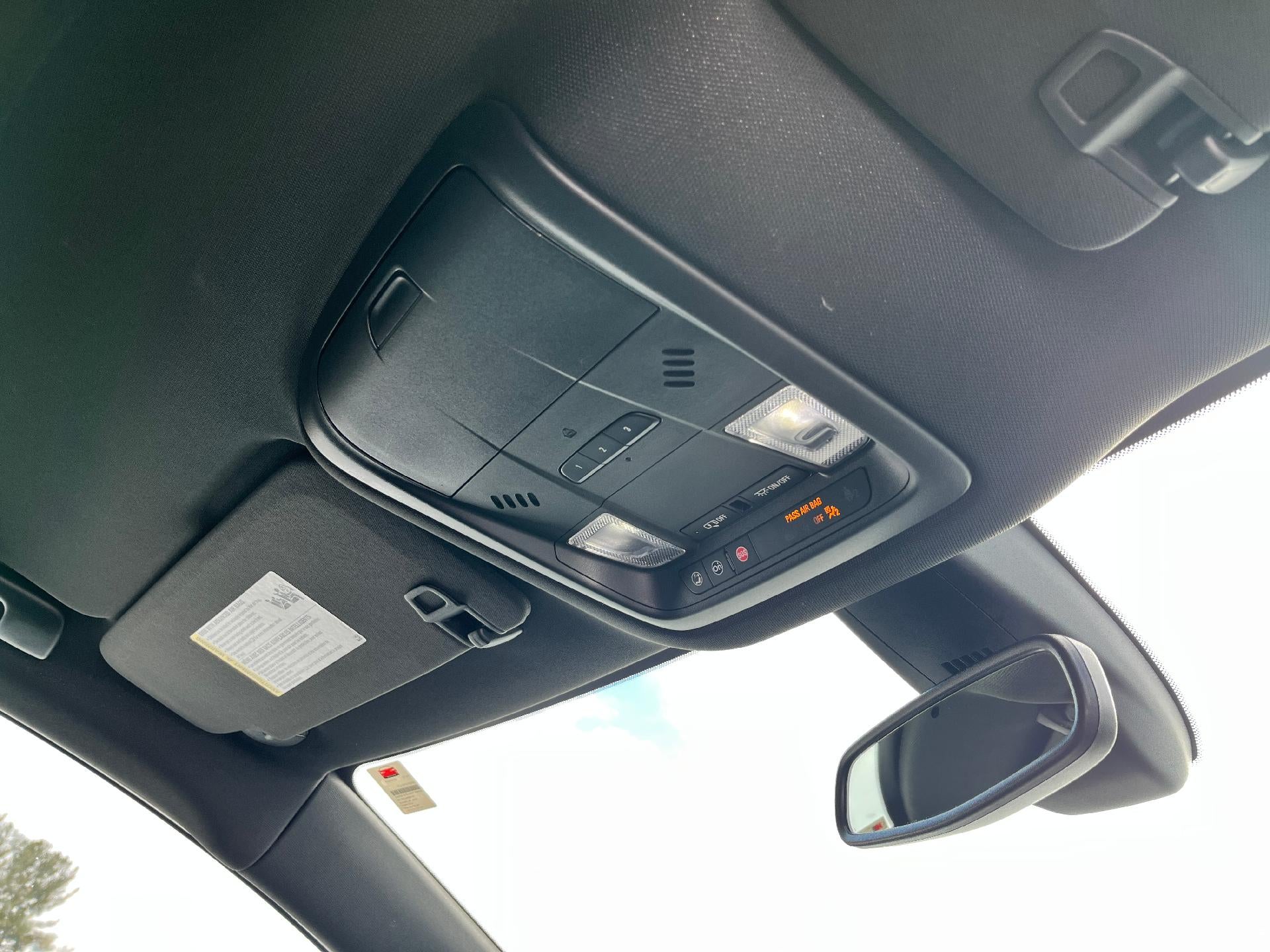 2022 Buick Enclave Essence