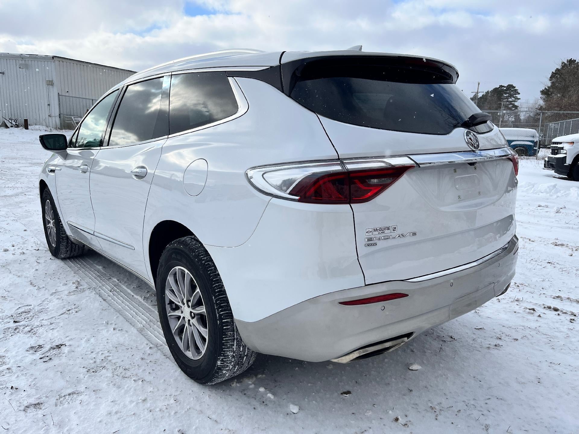 2022 Buick Enclave Essence