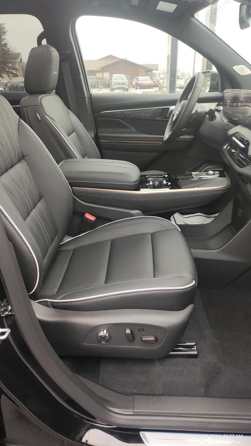 2025 Buick Enclave Avenir