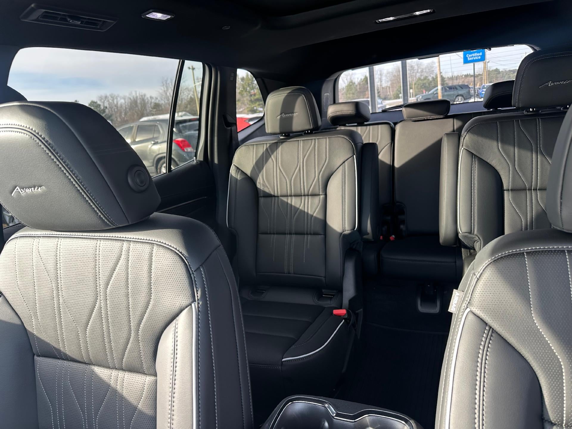 2025 Buick Enclave Avenir