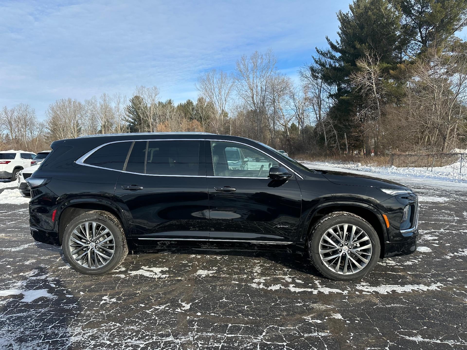 2025 Buick Enclave Avenir